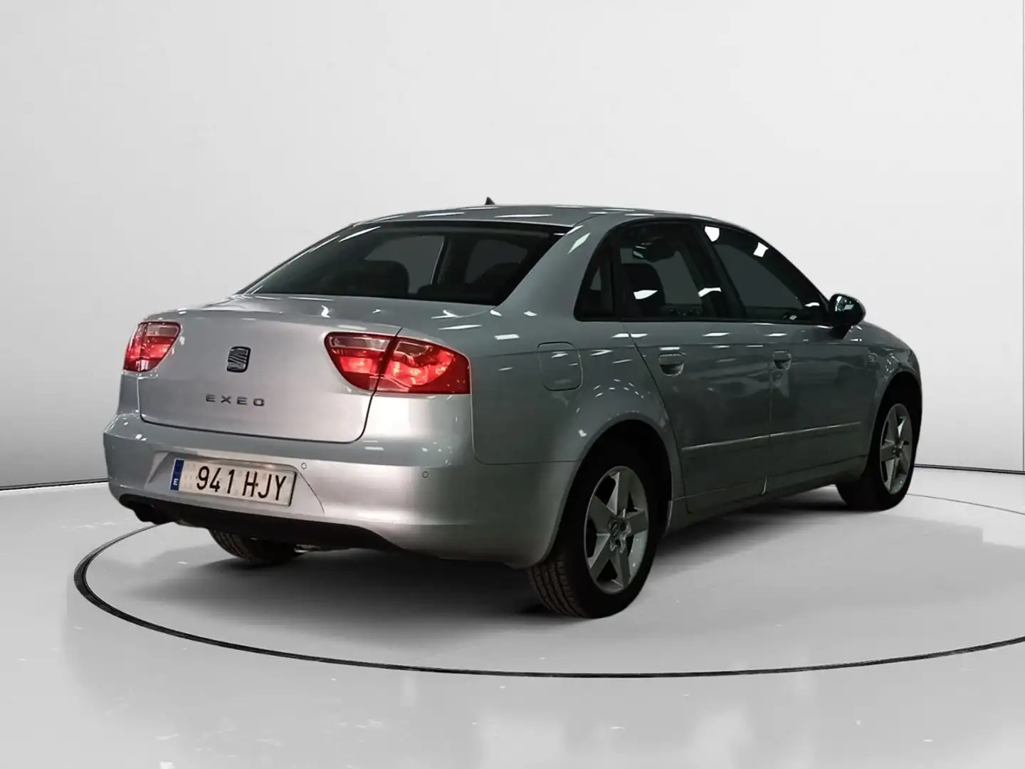 SEAT Exeo Reference Gris - 2