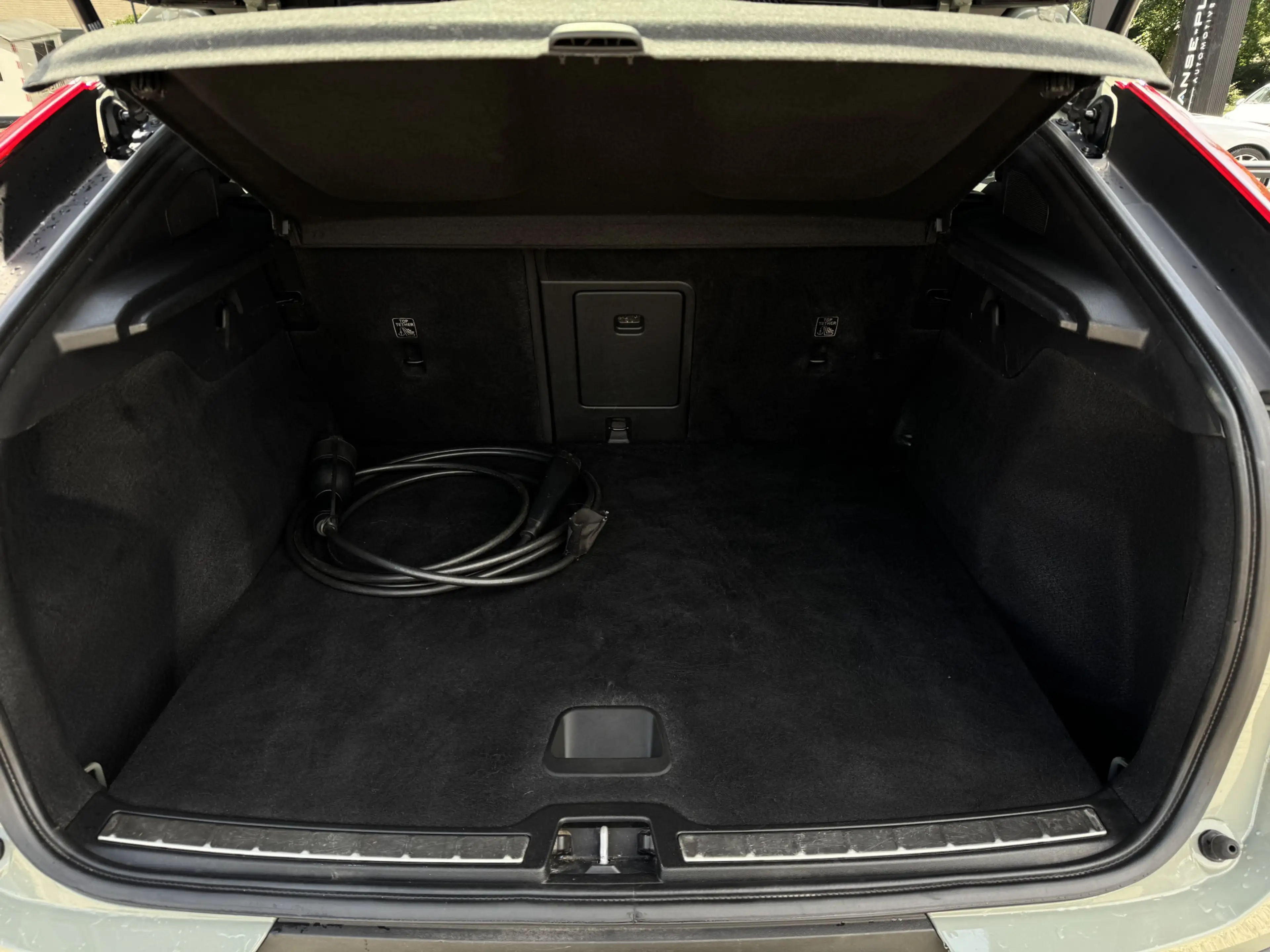 Volvo C40 Recharge Core 69 kWh SoH 96,2% — photo 11