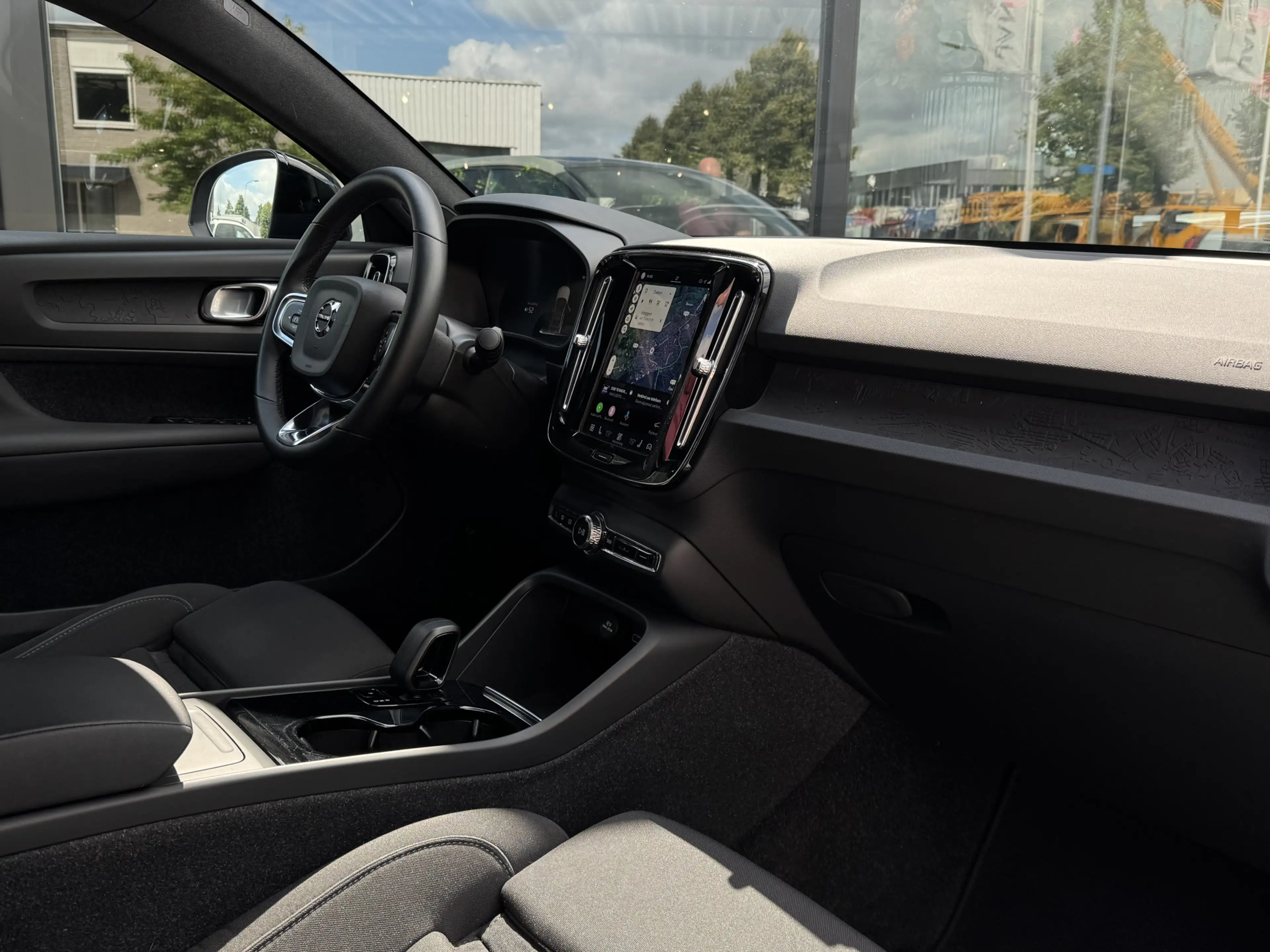 Volvo C40 Recharge Core 69 kWh SoH 96,2% — photo 13