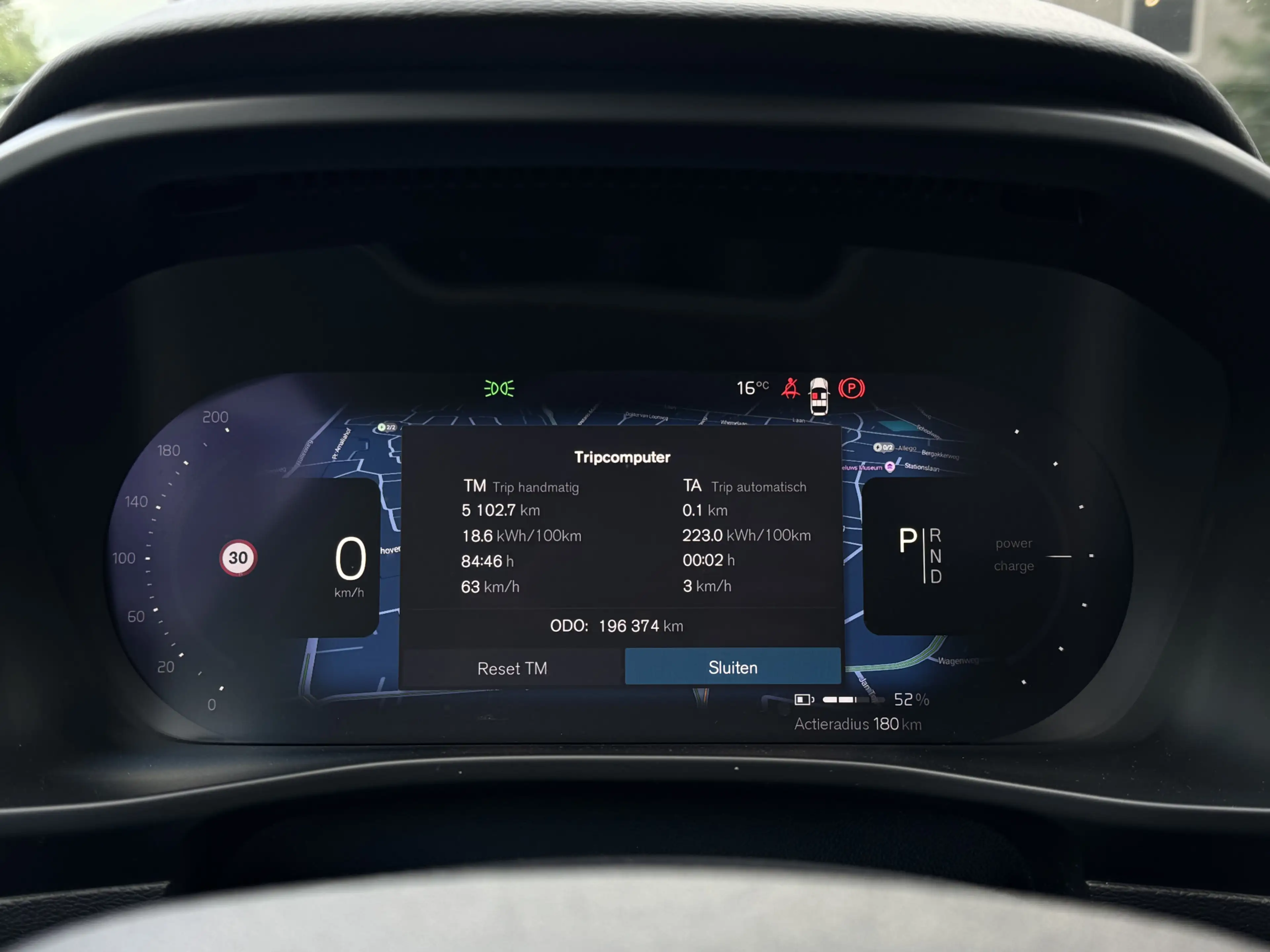 Volvo C40 Recharge Core 69 kWh SoH 96,2% — photo 6
