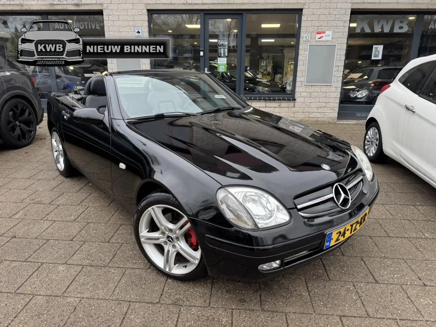 Mercedes-Benz SLK 200 Sport Leer Cabrio Nieuwe apk Schwarz - 1