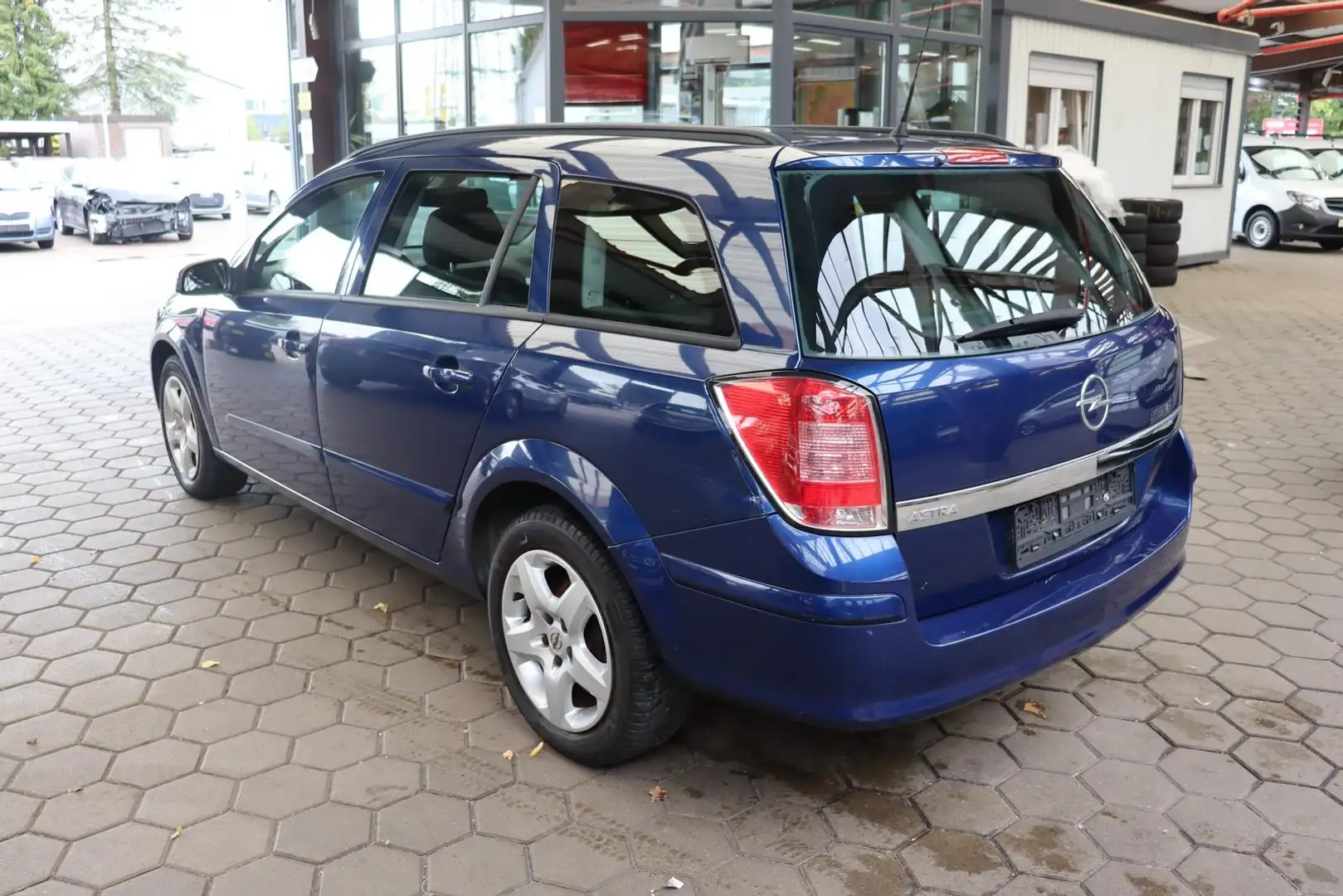 Opel Astra H Caravan Edition Bleu - 2