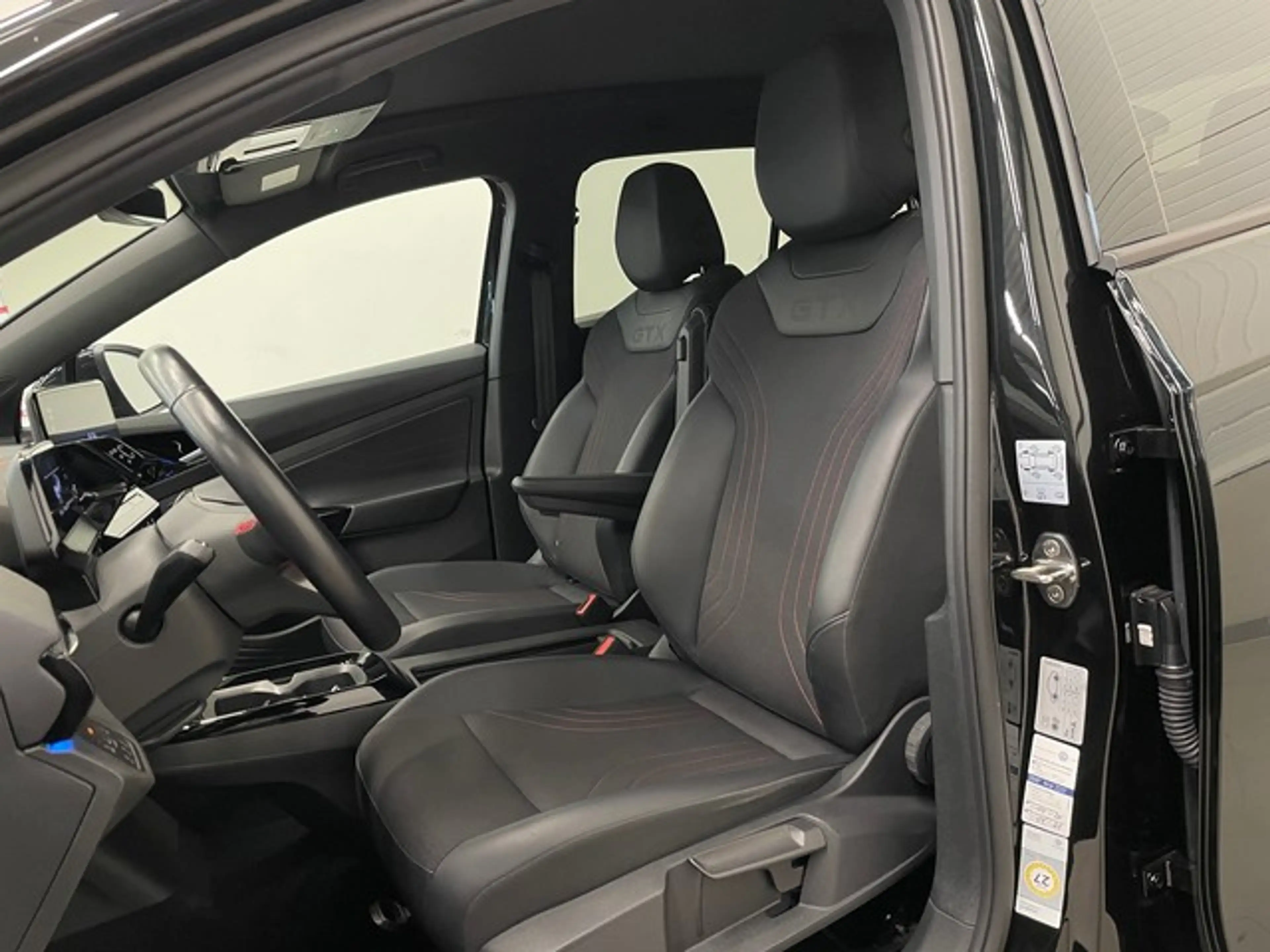 Volkswagen ID.4 GTX 220 kW 4Motion ACC+LANE+APP+AHK+KAMERA+MATRIX — photo 9