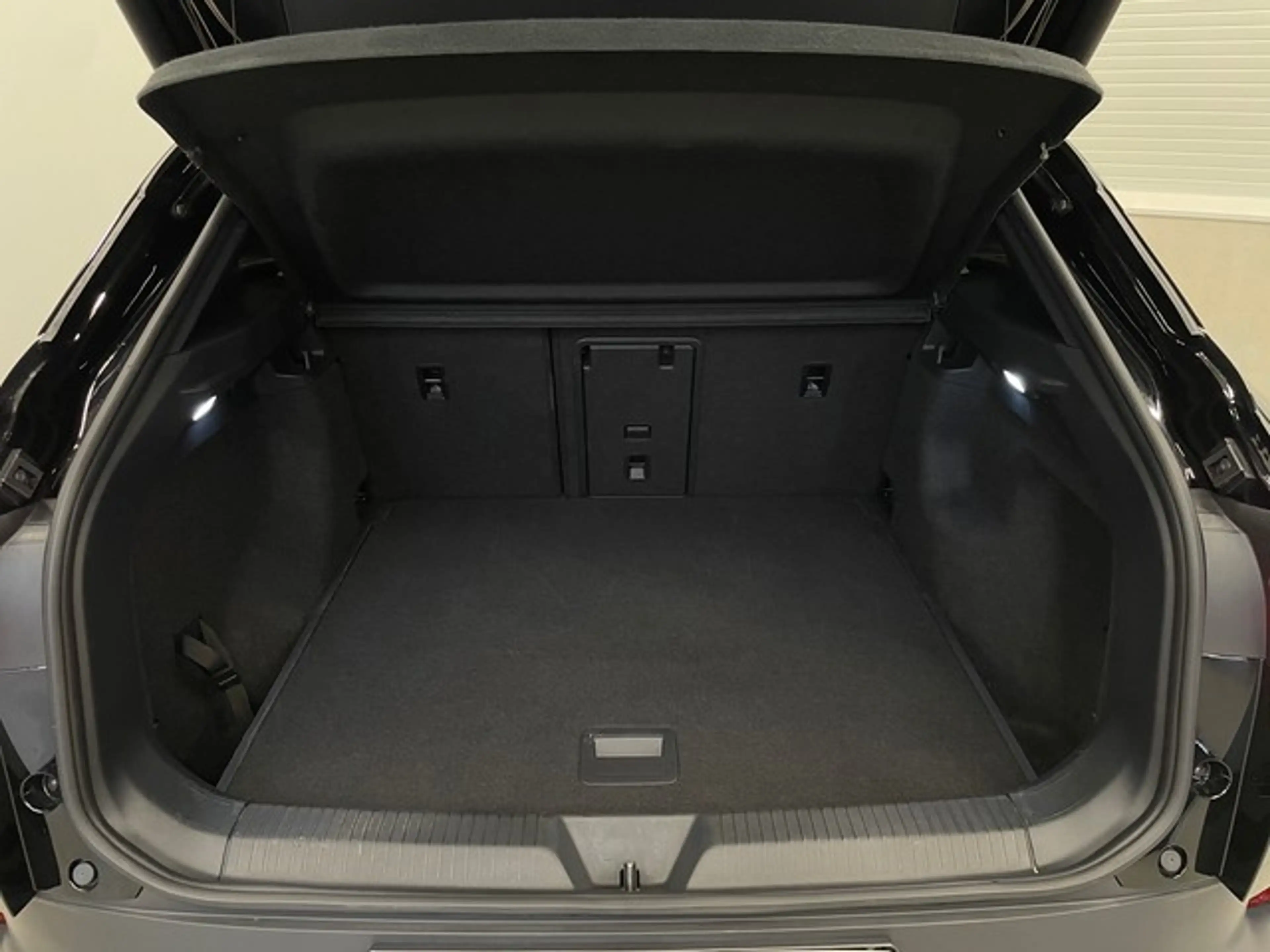 Volkswagen ID.4 GTX 220 kW 4Motion ACC+LANE+APP+AHK+KAMERA+MATRIX — photo 7