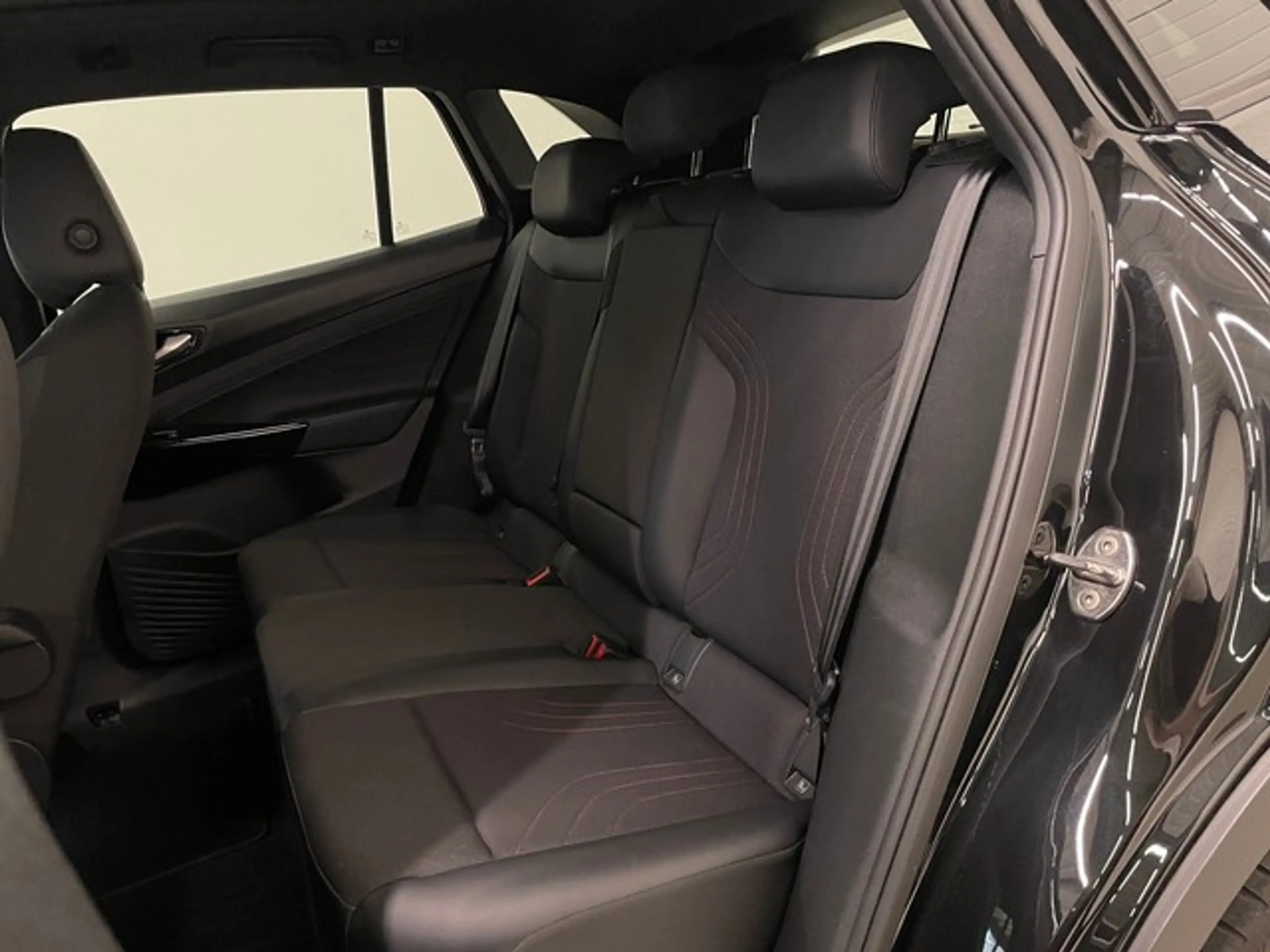 Volkswagen ID.4 GTX 220 kW 4Motion ACC+LANE+APP+AHK+KAMERA+MATRIX — photo 10