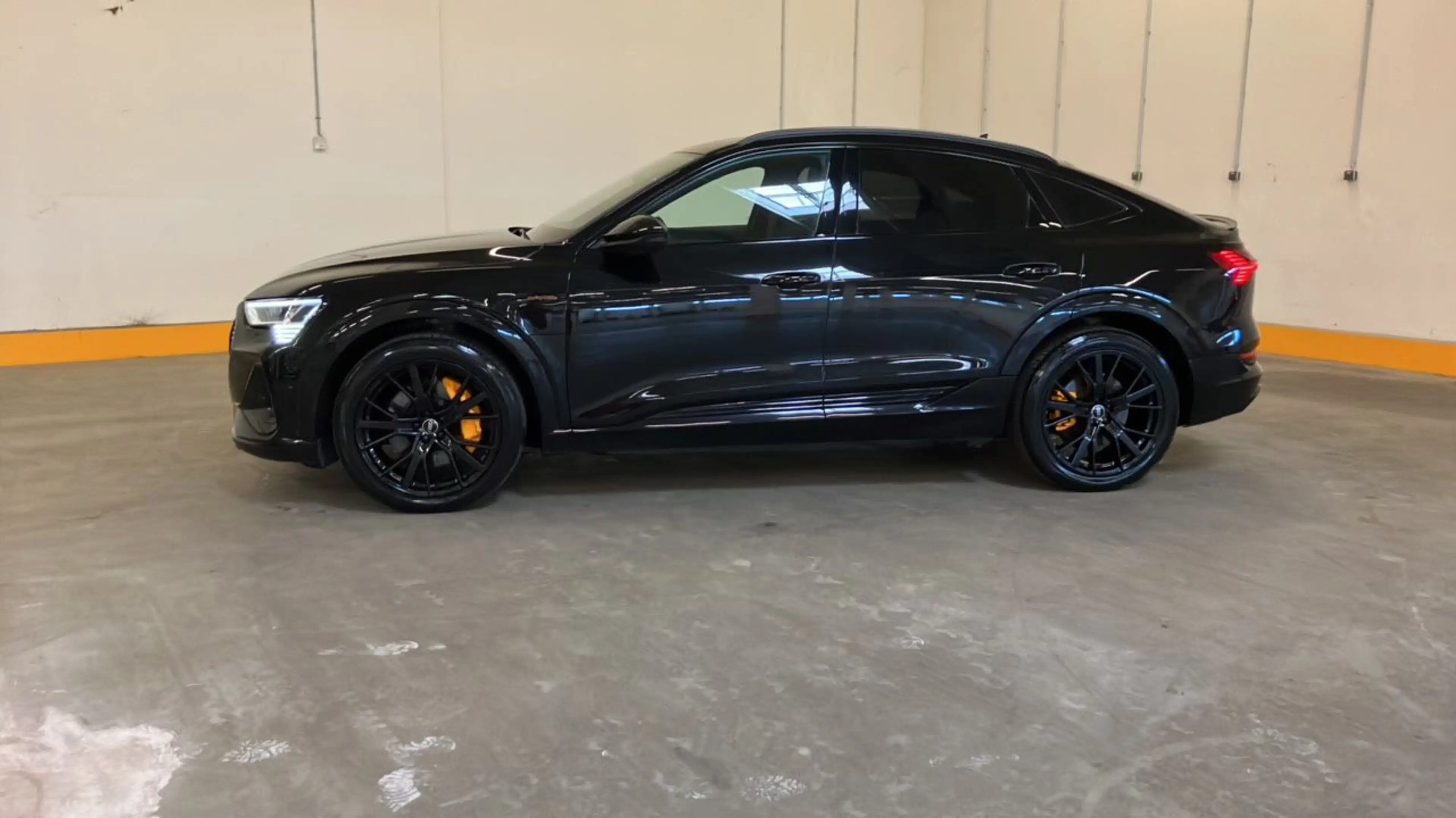 Audi e-tron Sportback 55 quattro S line black edition MATRIX* — photo 3