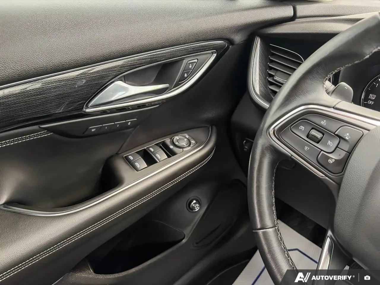 Buick Envision снимка Buick Envision