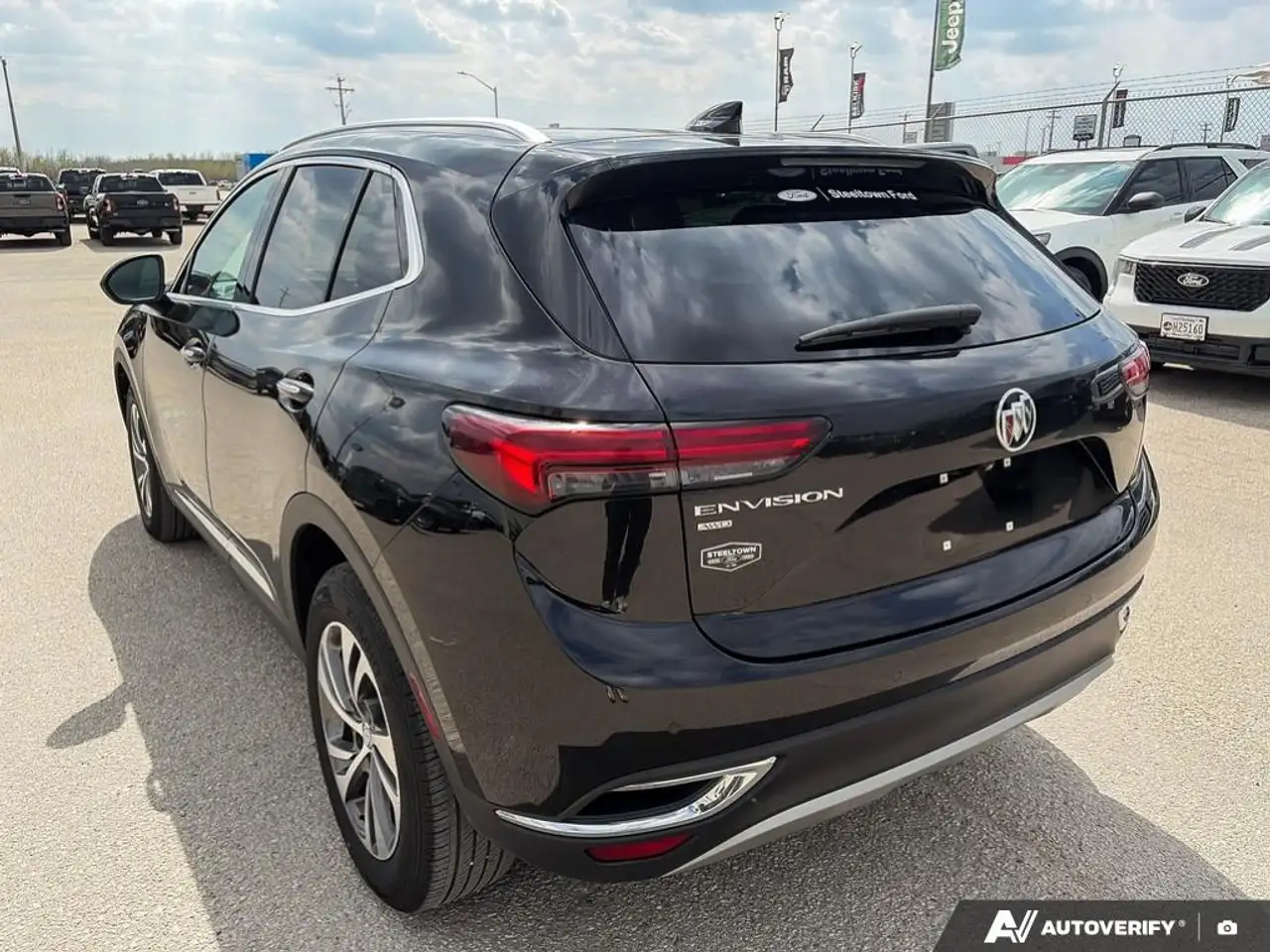 Buick Envision снимка Buick Envision