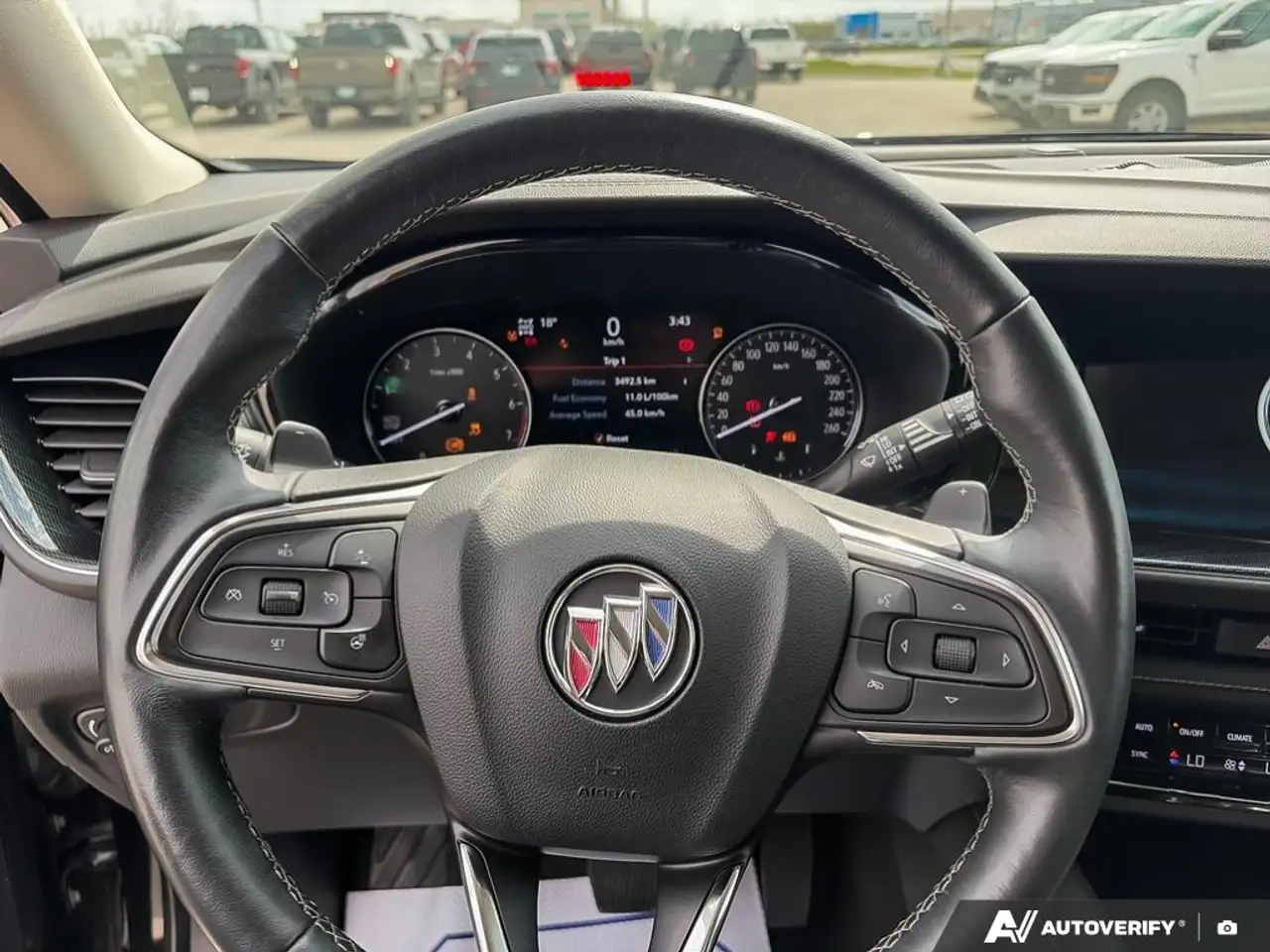 Buick Envision снимка Buick Envision