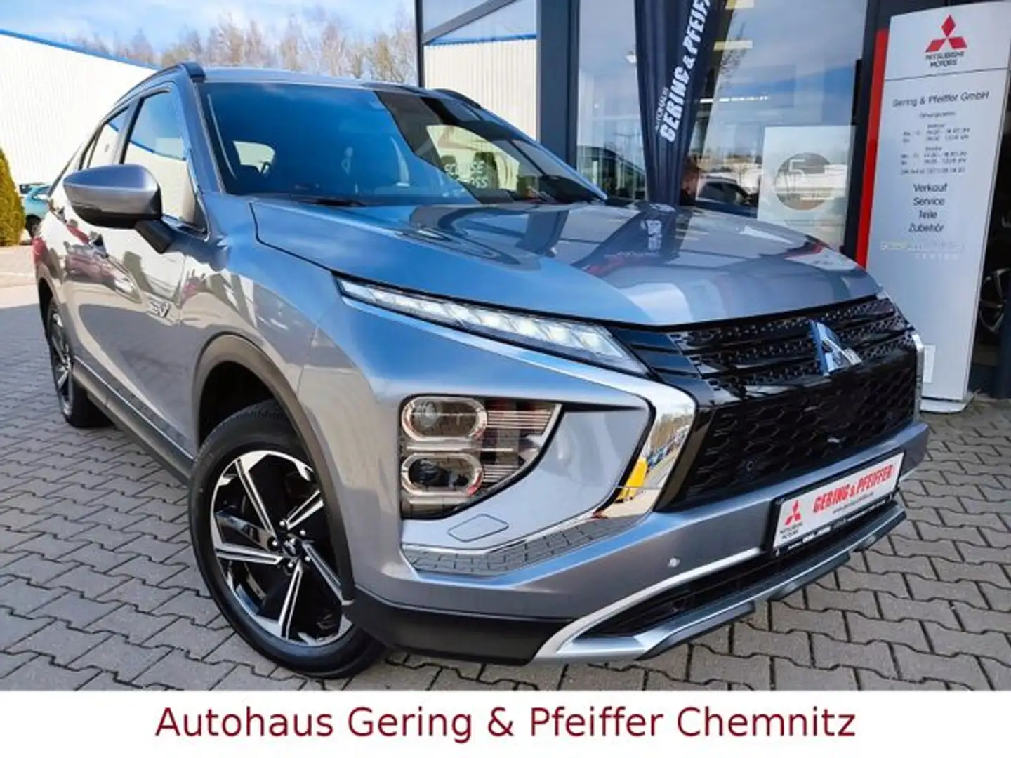 Mitsubishi Eclipse Cross Plug-in-Hybrid PLUS PLUS Grau - 1
