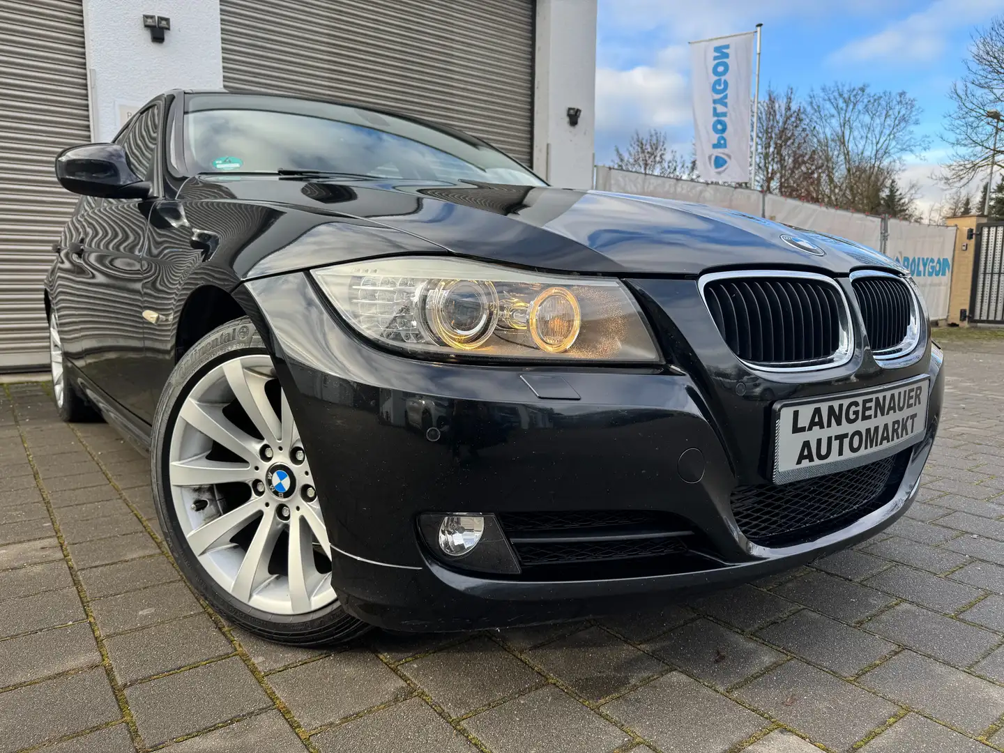 BMW 318 318d-Key-go"Bi-Xen"Navi"GSD"Leder"Temp"PDC Schwarz - 2