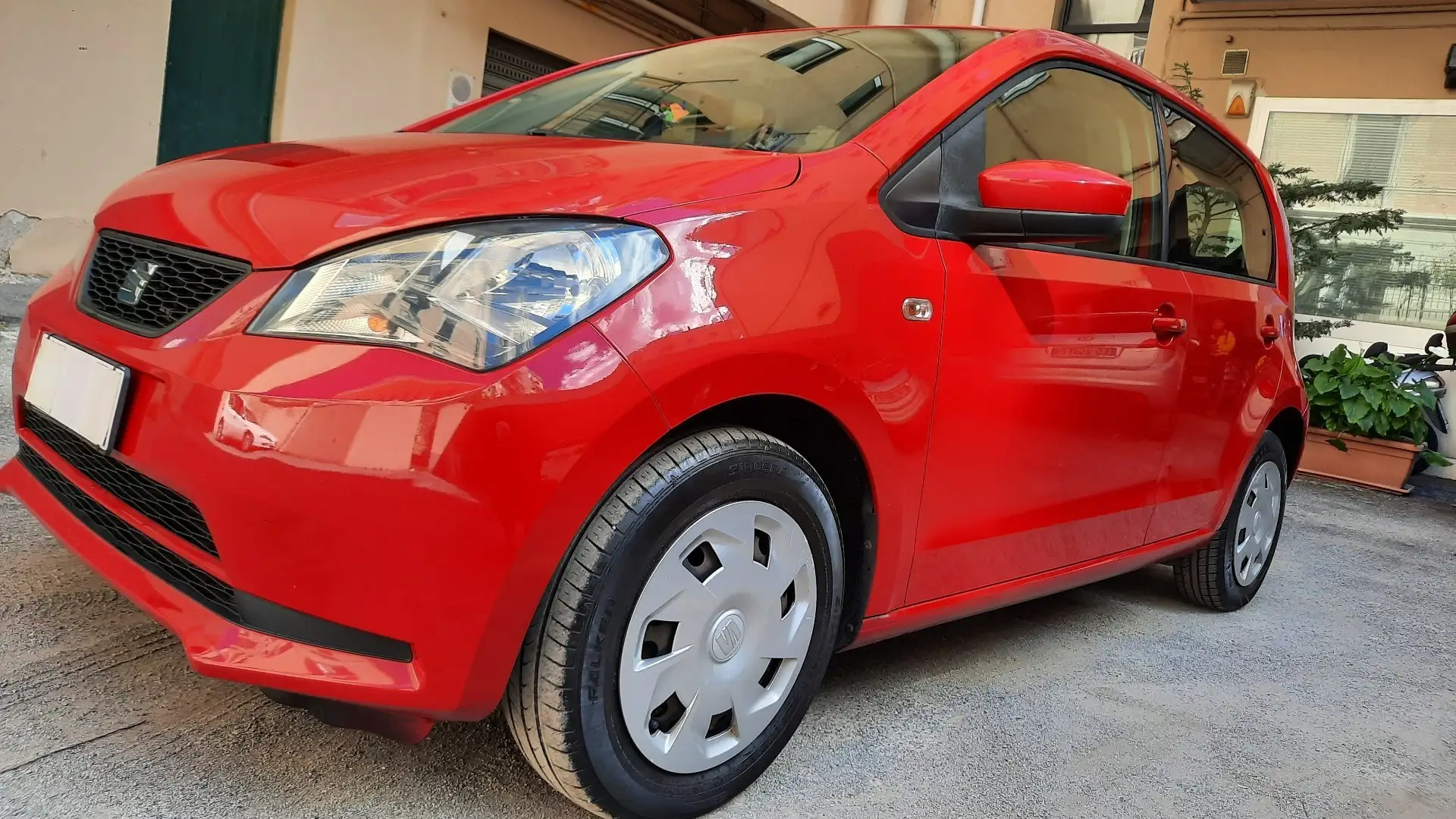 SEAT Mii 5p 1.0 Style 60cv asg Red - 1