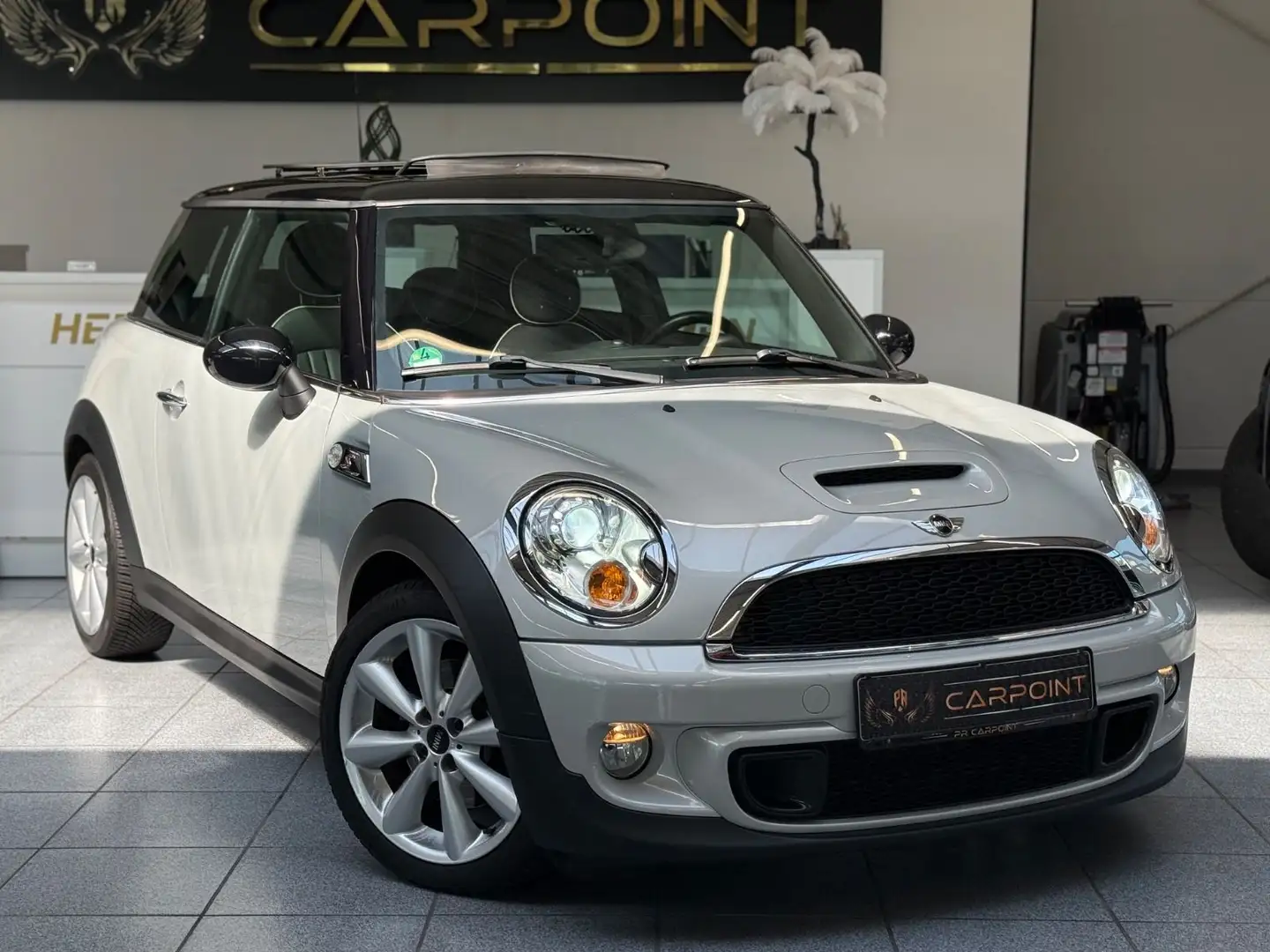 MINI Cooper S Mini Cooper S/Bi-Xenon/Leder/PANO/SHZ/ Silber - 1