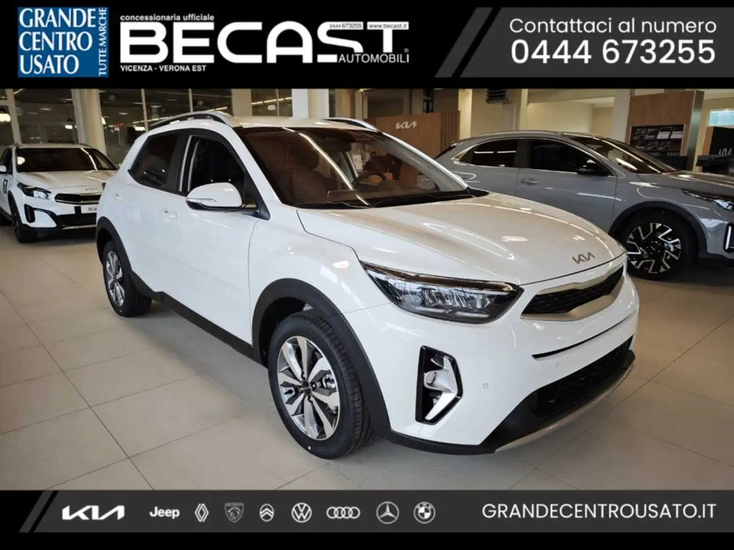 Kia Stonic 1.0 T-GDi 100 CV MHEV MT Style SE - IN ARRIVO Blanc - 1