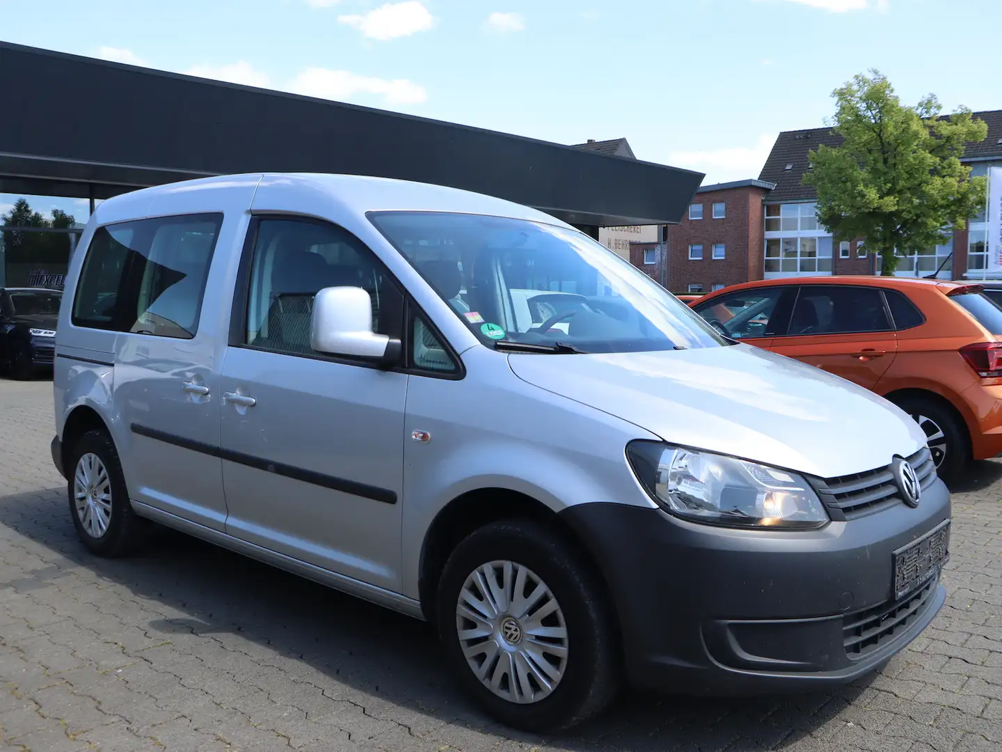 Volkswagen Caddy Kombi 2.0 EcoFuel CNG ERDGAS / NAVI-PLUS Srebrny - 2