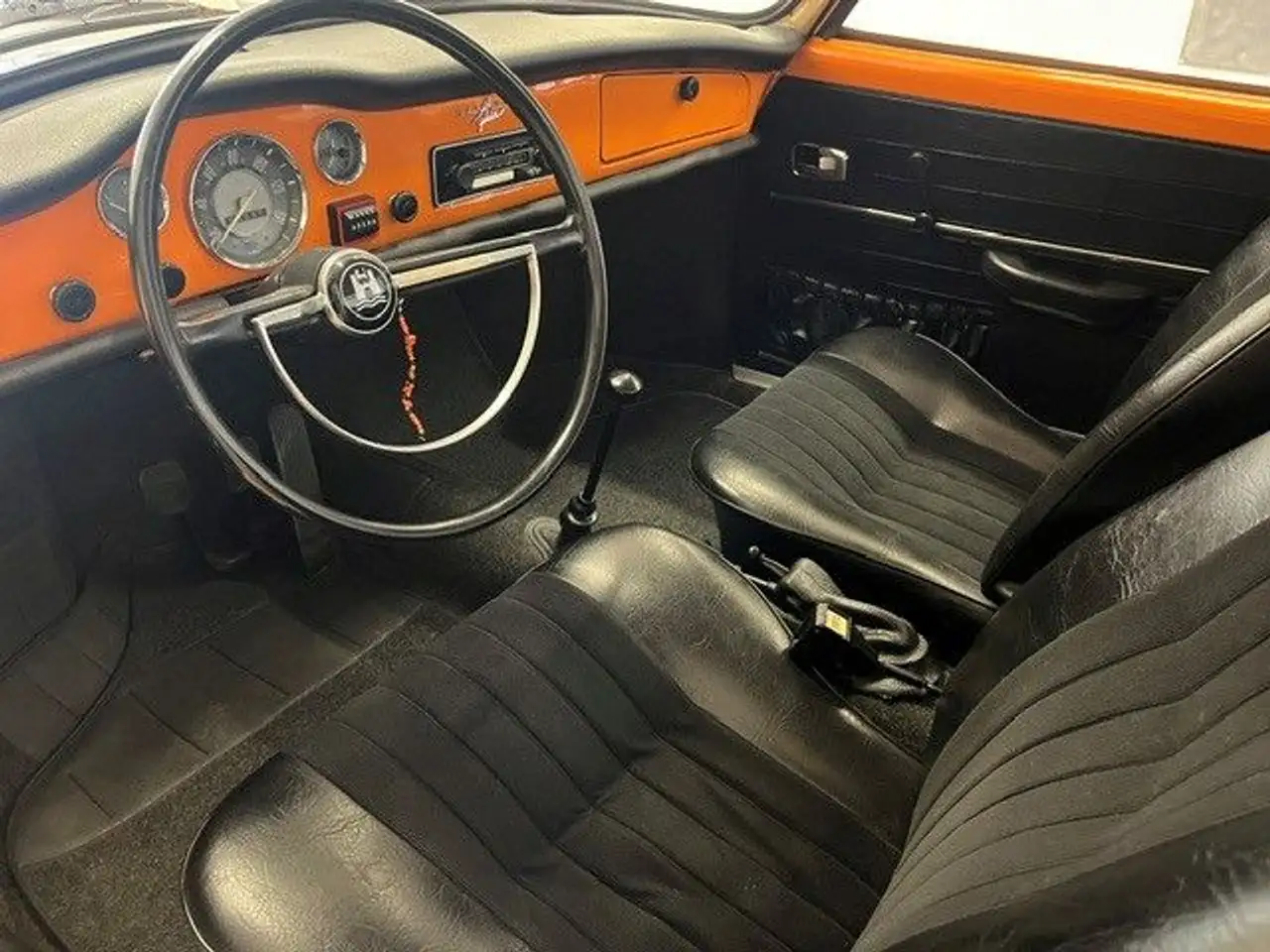 Volkswagen Karmann Ghia 1800 ccm mit Sportauspuff + Weber, foto 3