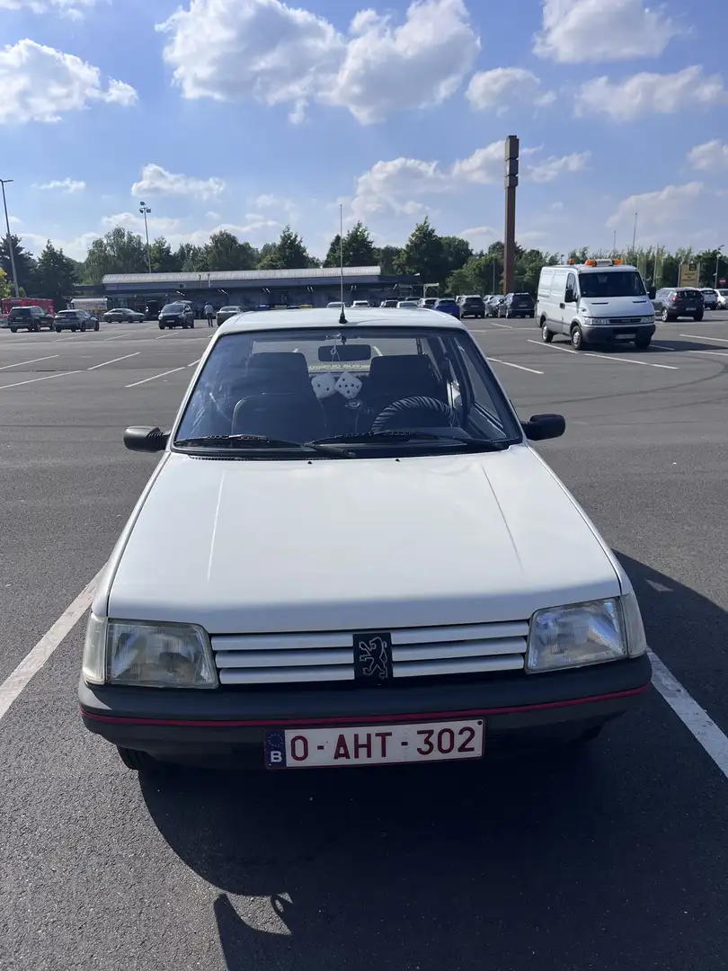 Peugeot 205 Look - 2