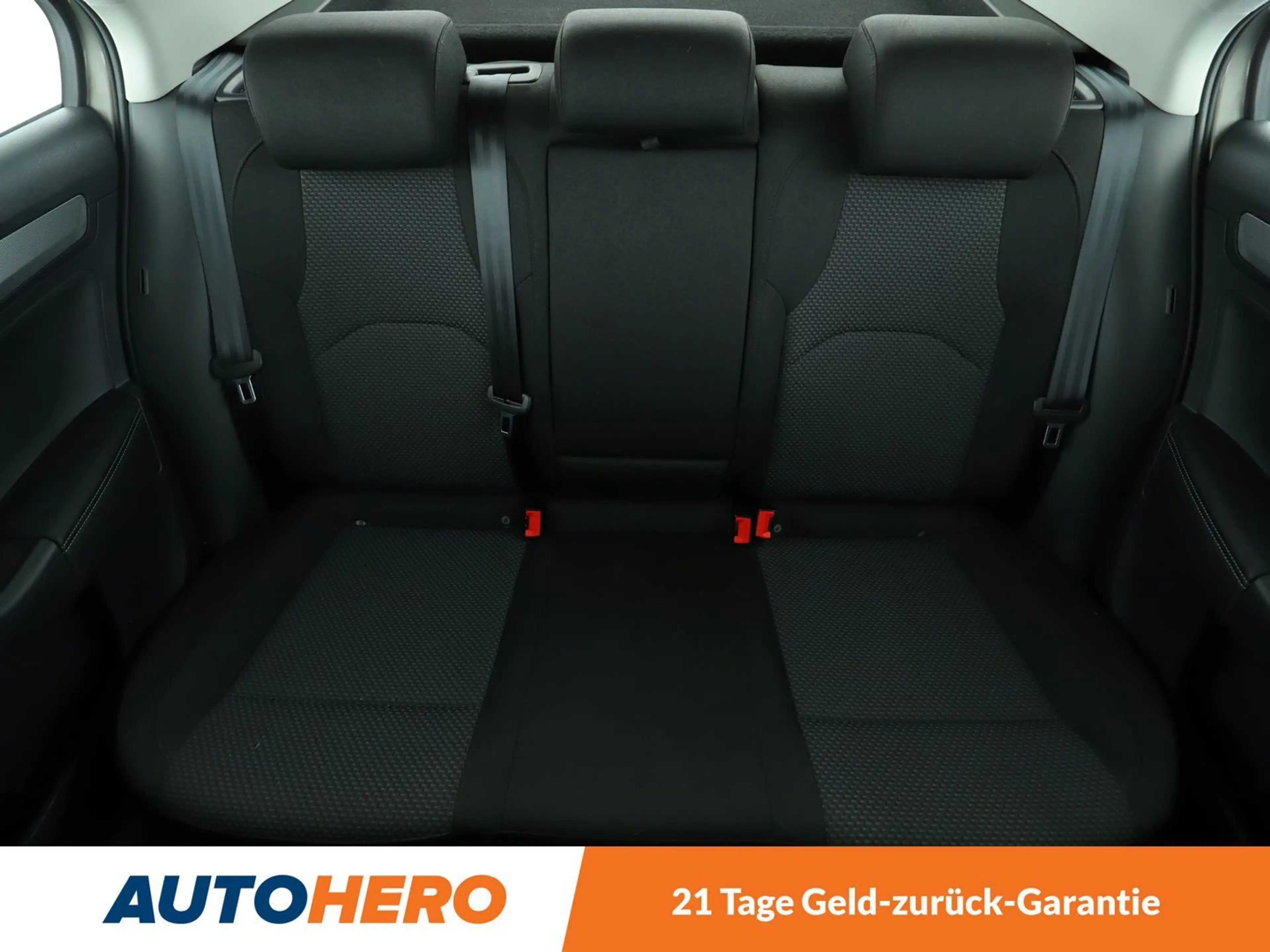 SEAT Toledo 1.0 TSI Style*TEMPO*PDC*SHZ*AHK*ALU*KLIMA* — photo 15