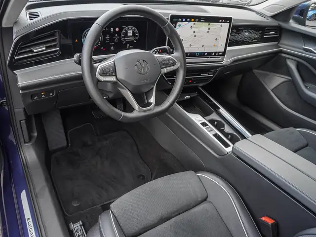 Volkswagen Passat view 10