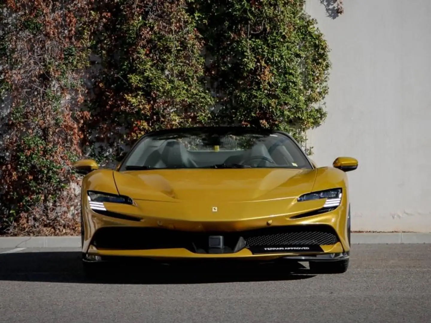 Ferrari SF90 Spider SPIDER Gelb - 2
