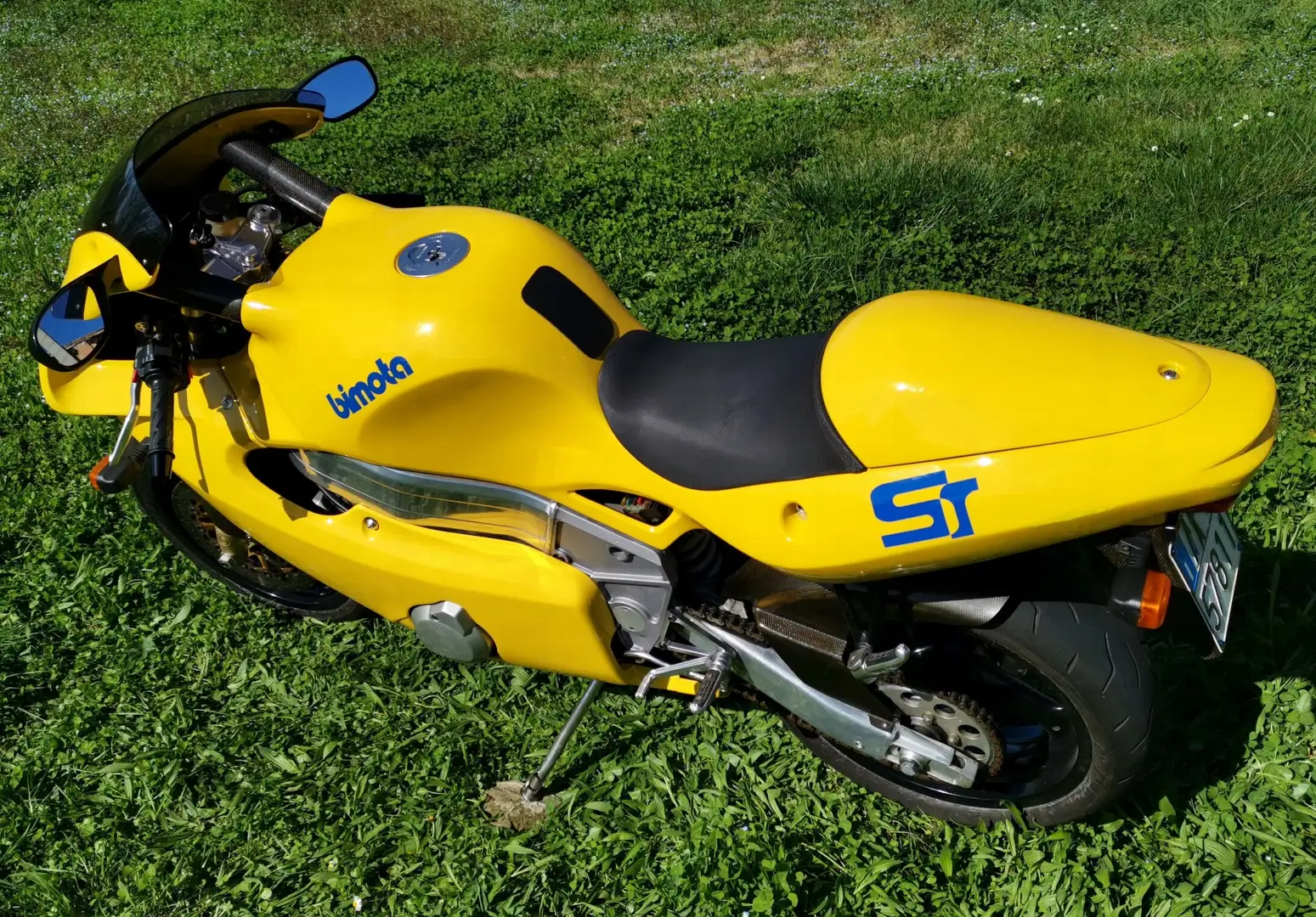 Bimota YB 9 SR 600 Žlutá - 2