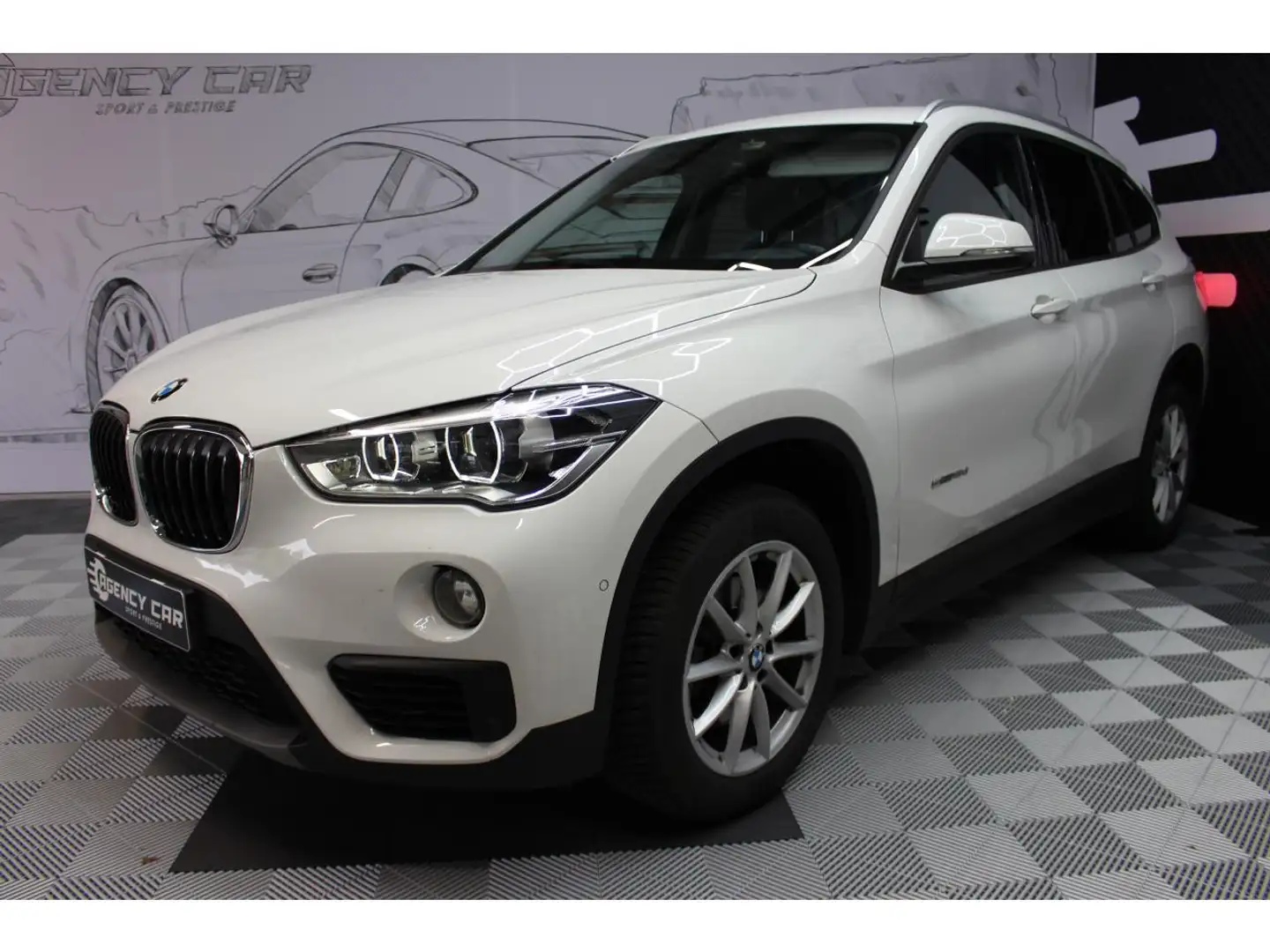 BMW X1 sDrive 18d  F48 Sport PHASE 1 Weiß - 2