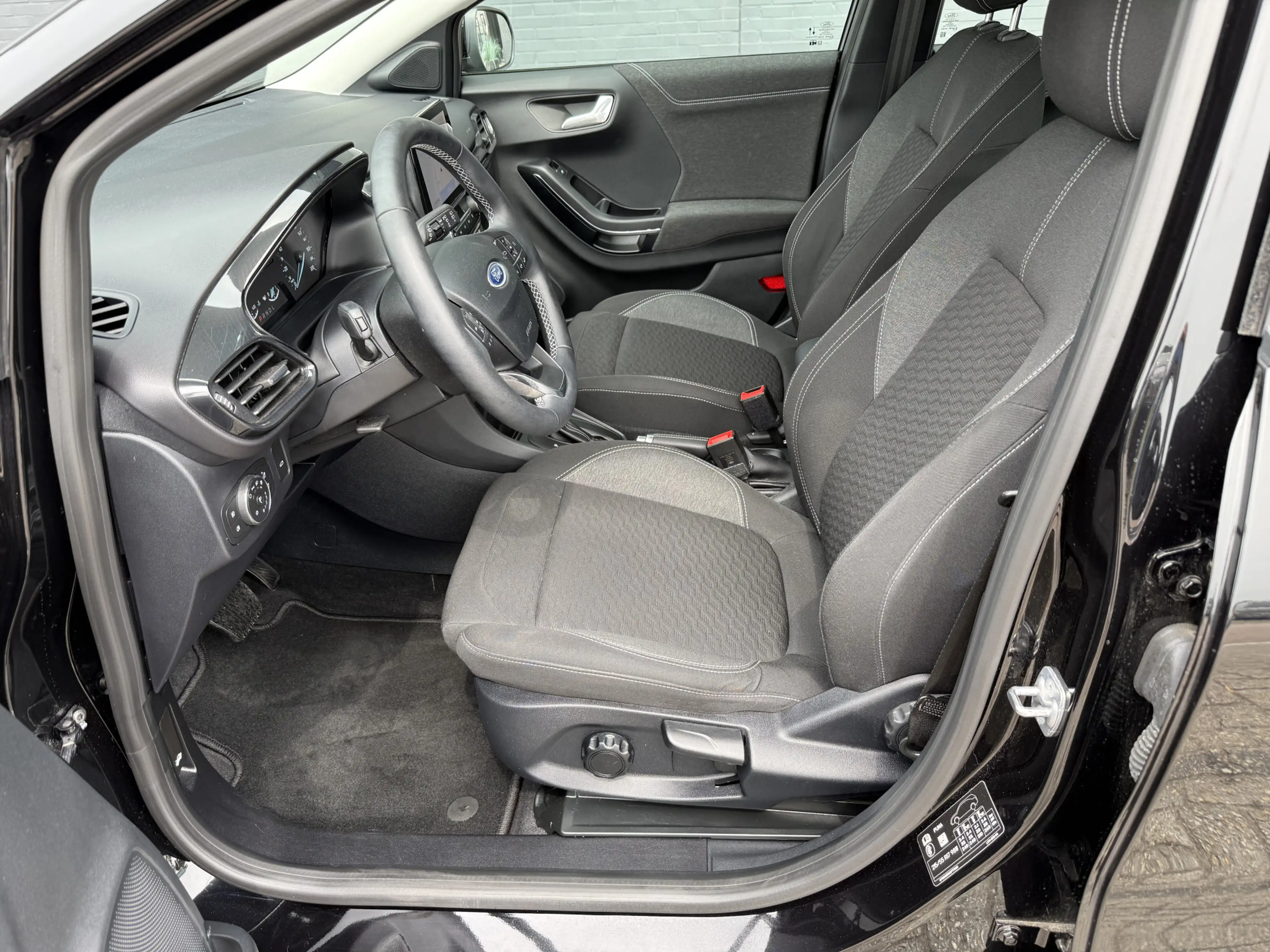 Ford Puma 1.0 EcoBoost Hybrid Navi Pdc El.Klep — photo 17