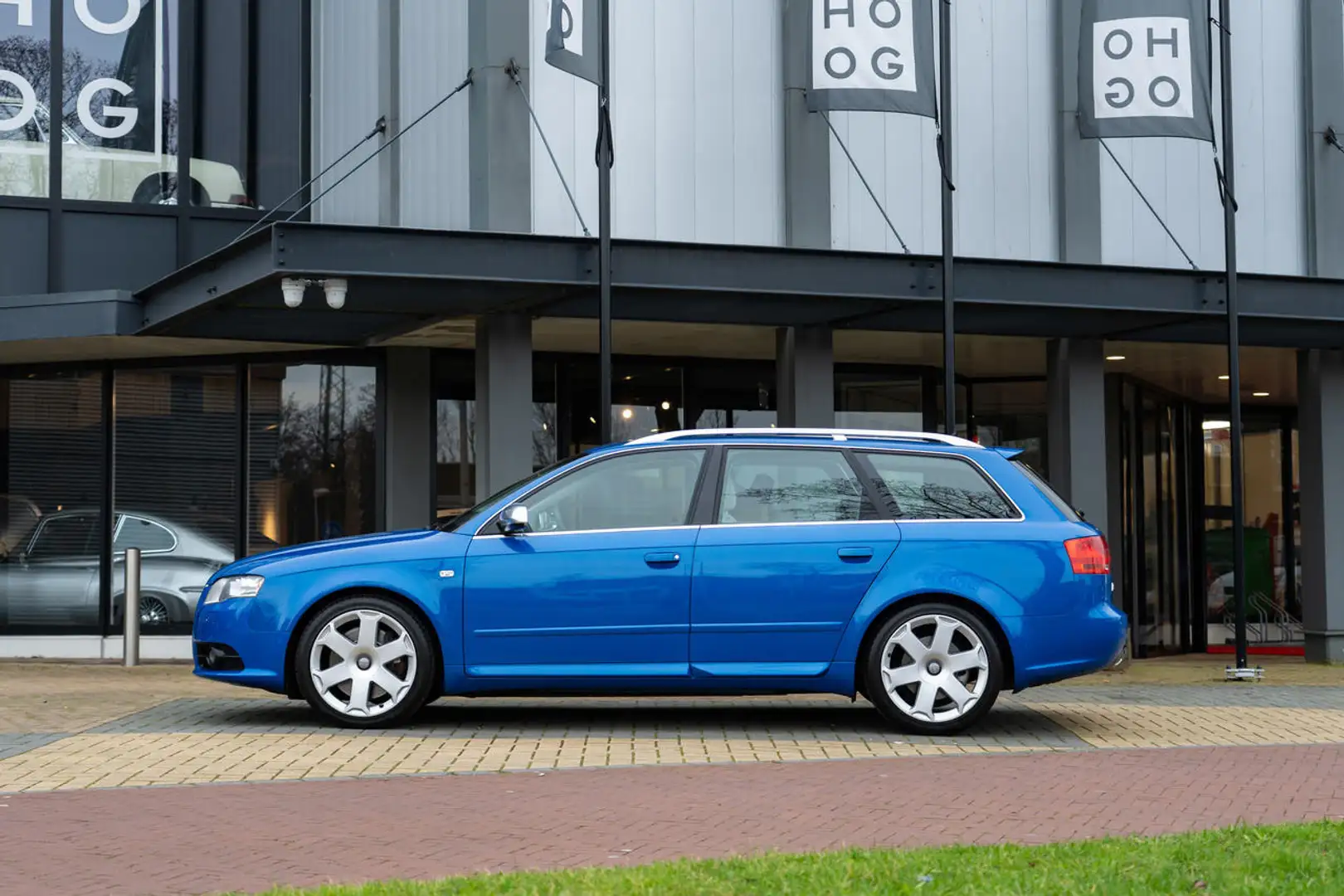 Audi S4 4.2 V8 Avant Blauw - 2