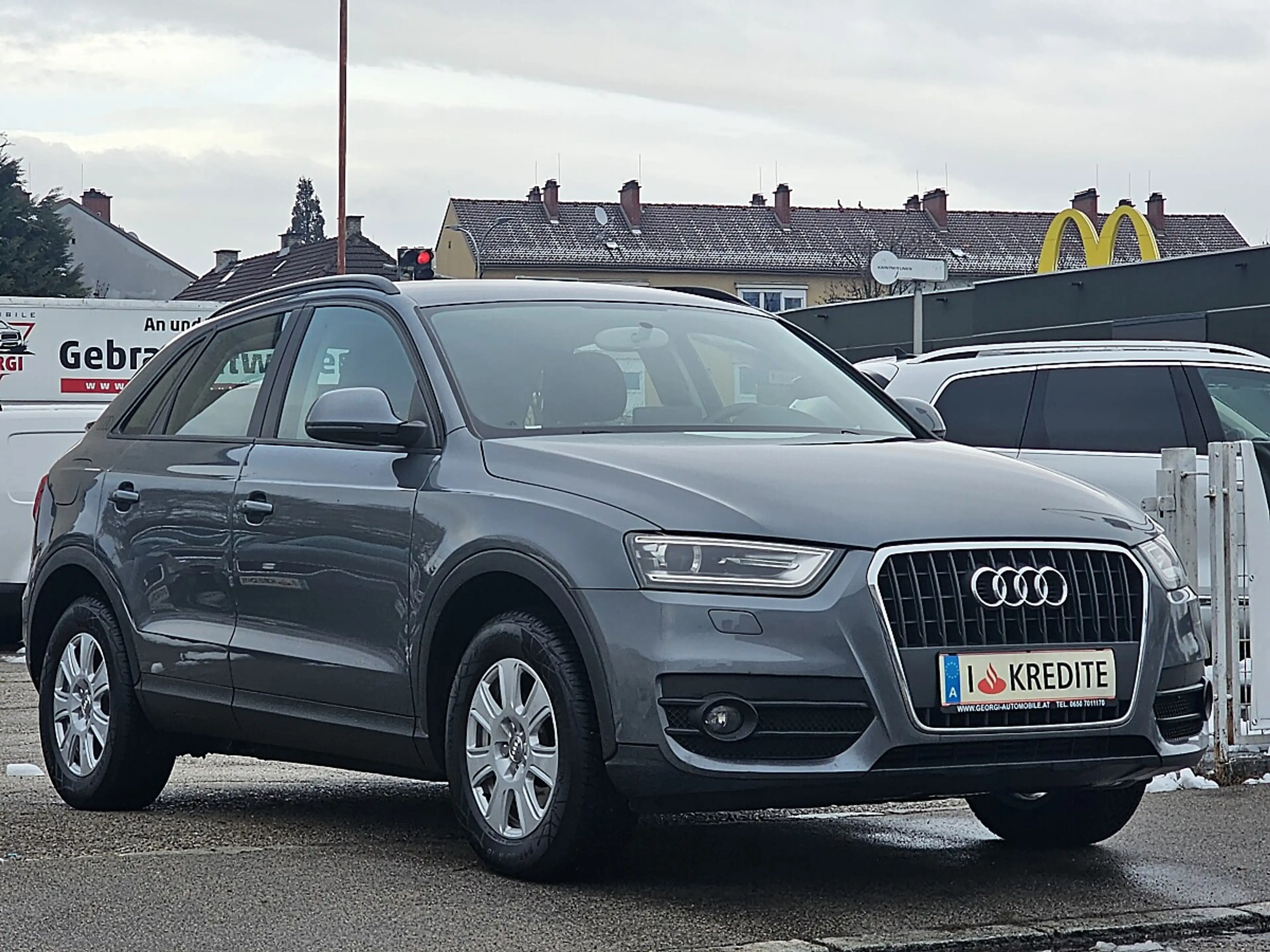 Audi Q3 2,0 TDI DPF Sport 1-Hand Pickerl+Service-OK Seh...