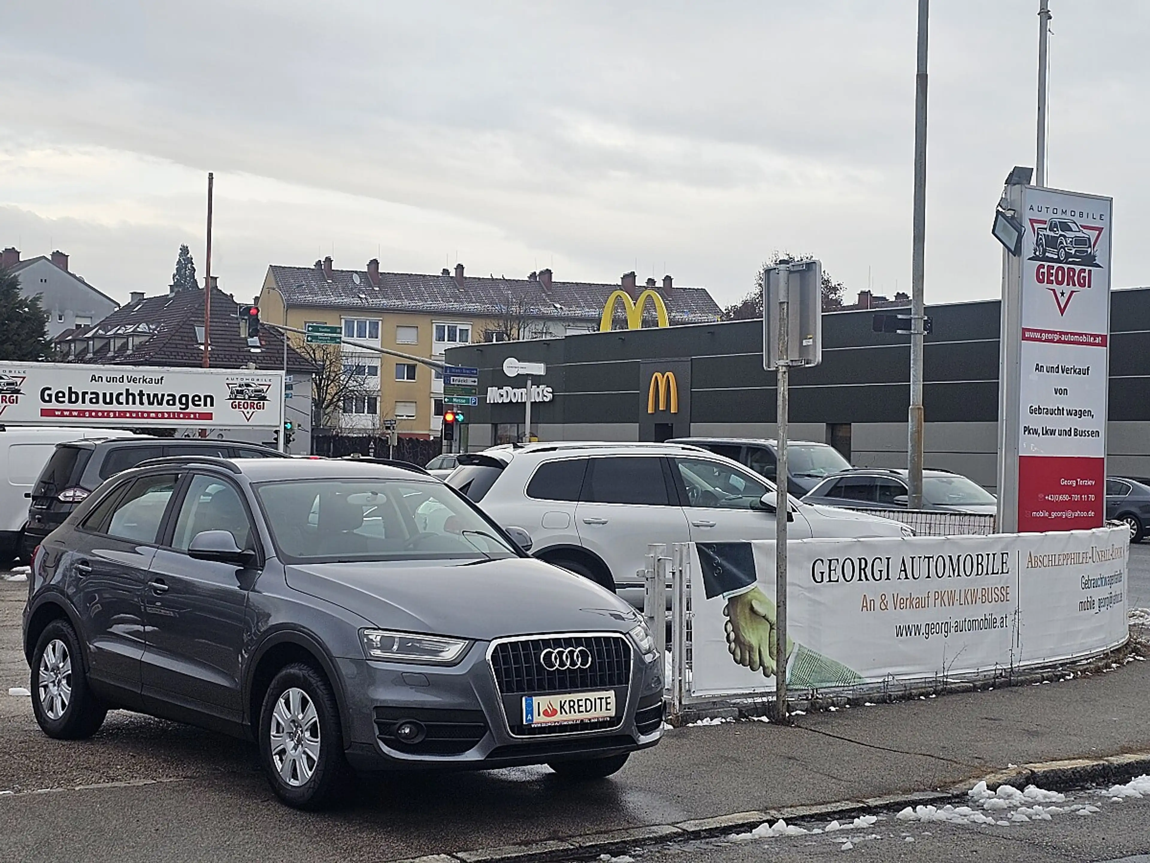 Audi Q3 2,0 TDI DPF Sport 1-Hand Pickerl+Service-OK Seh... — photo 4