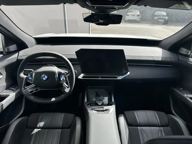 BMW Ix3 view 4