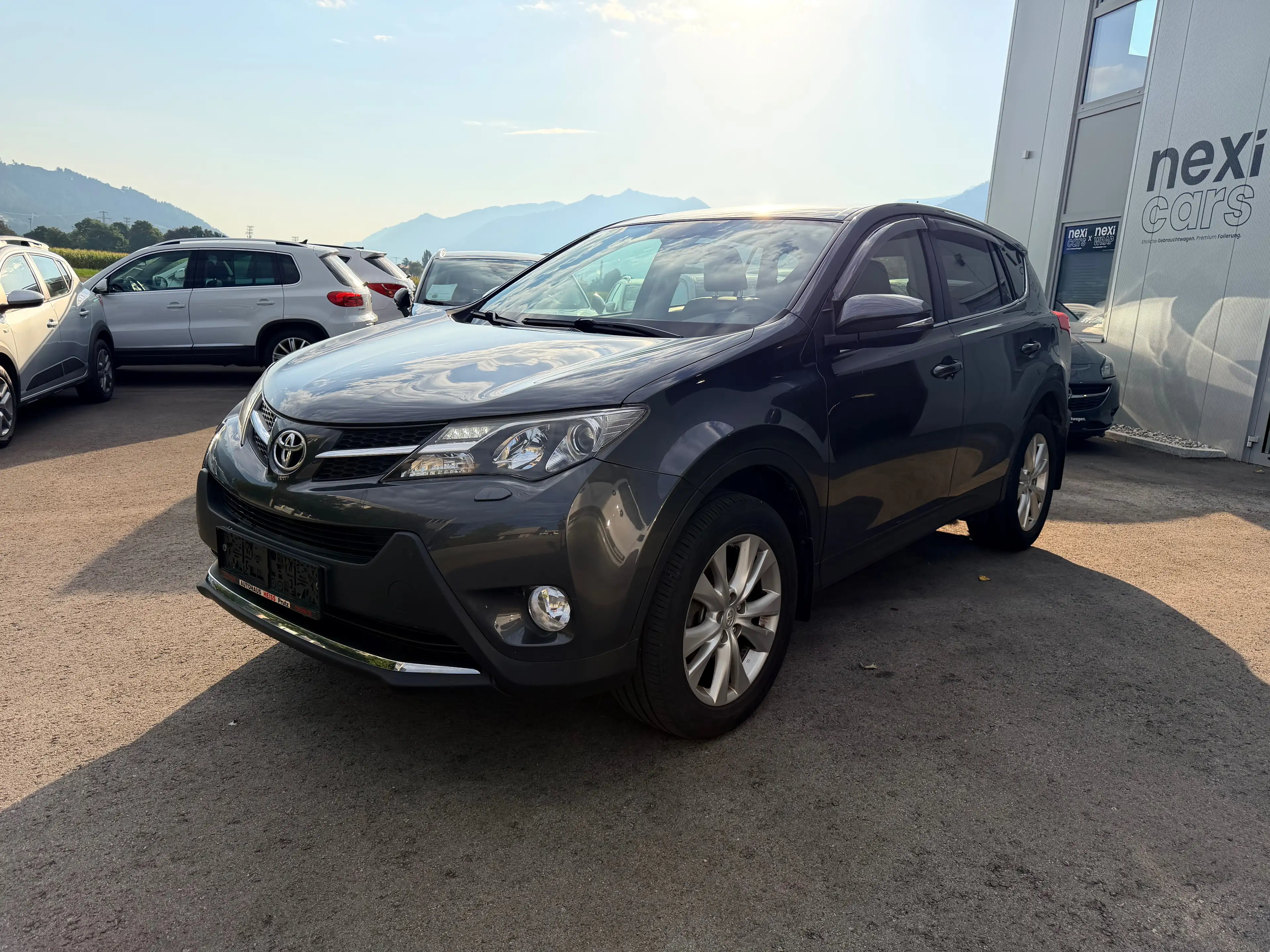 Toyota RAV 4 Life — photo 3