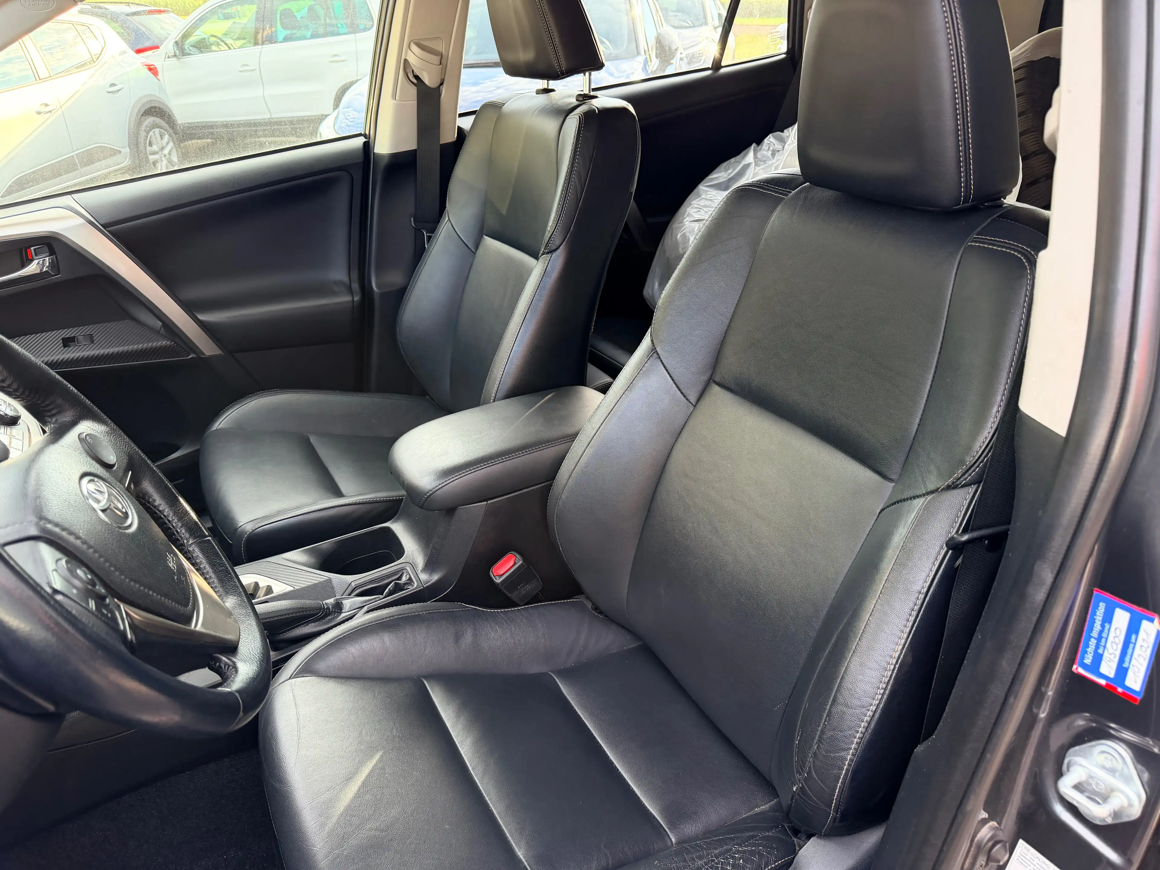 Toyota RAV 4 Life — photo 14