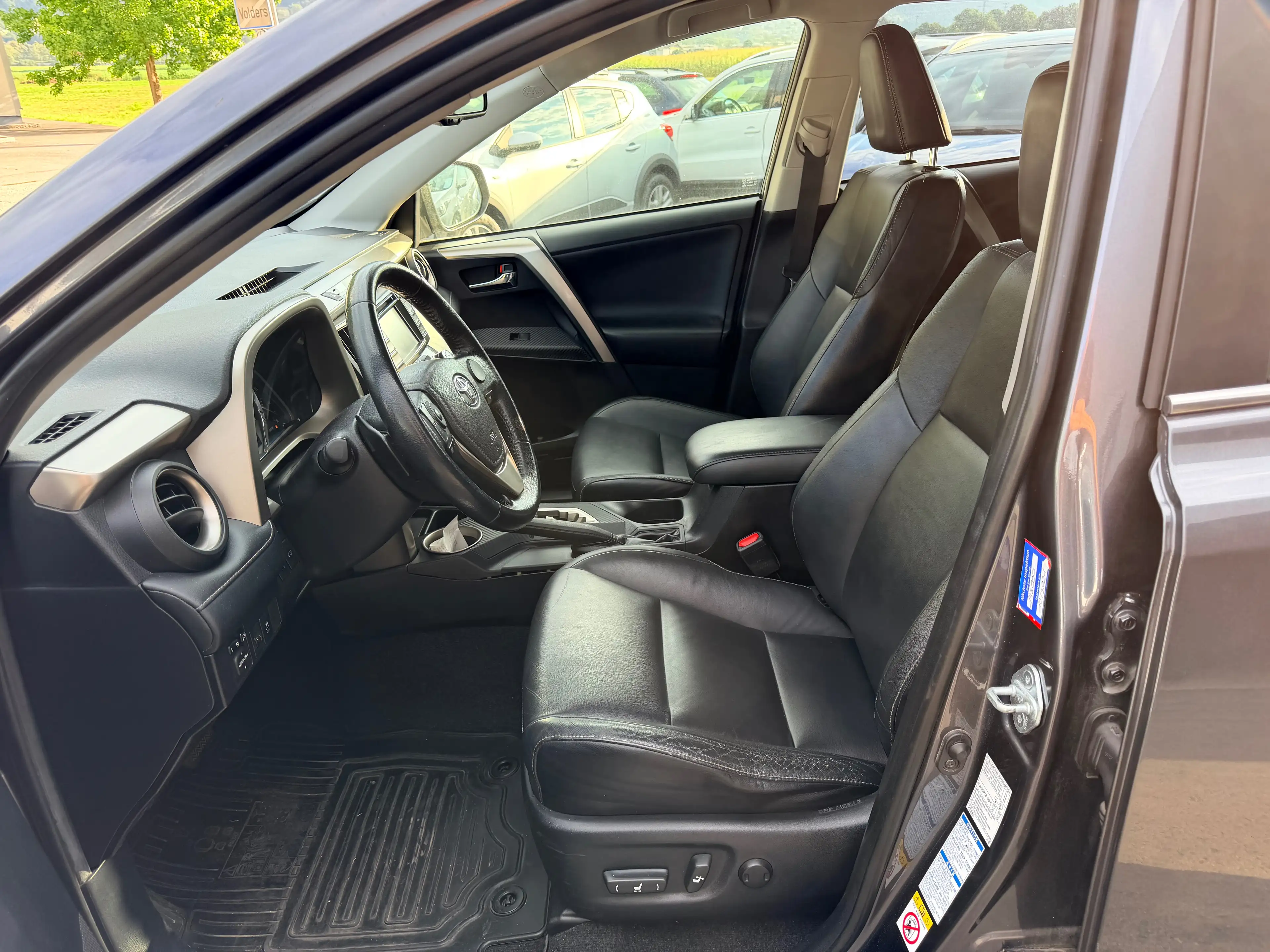 Toyota RAV 4 Life — photo 13