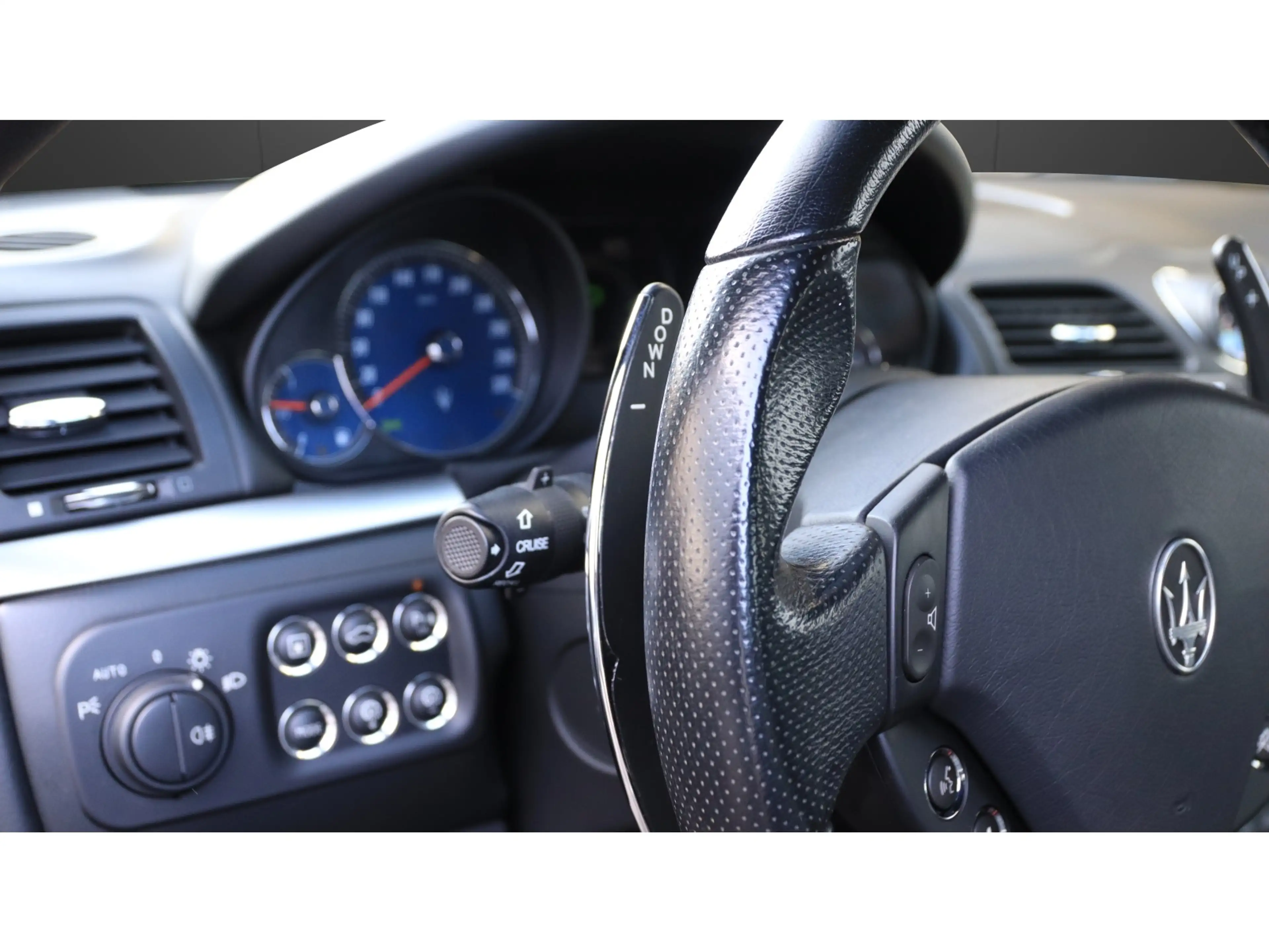 Maserati GranTurismo Sport — photo 15