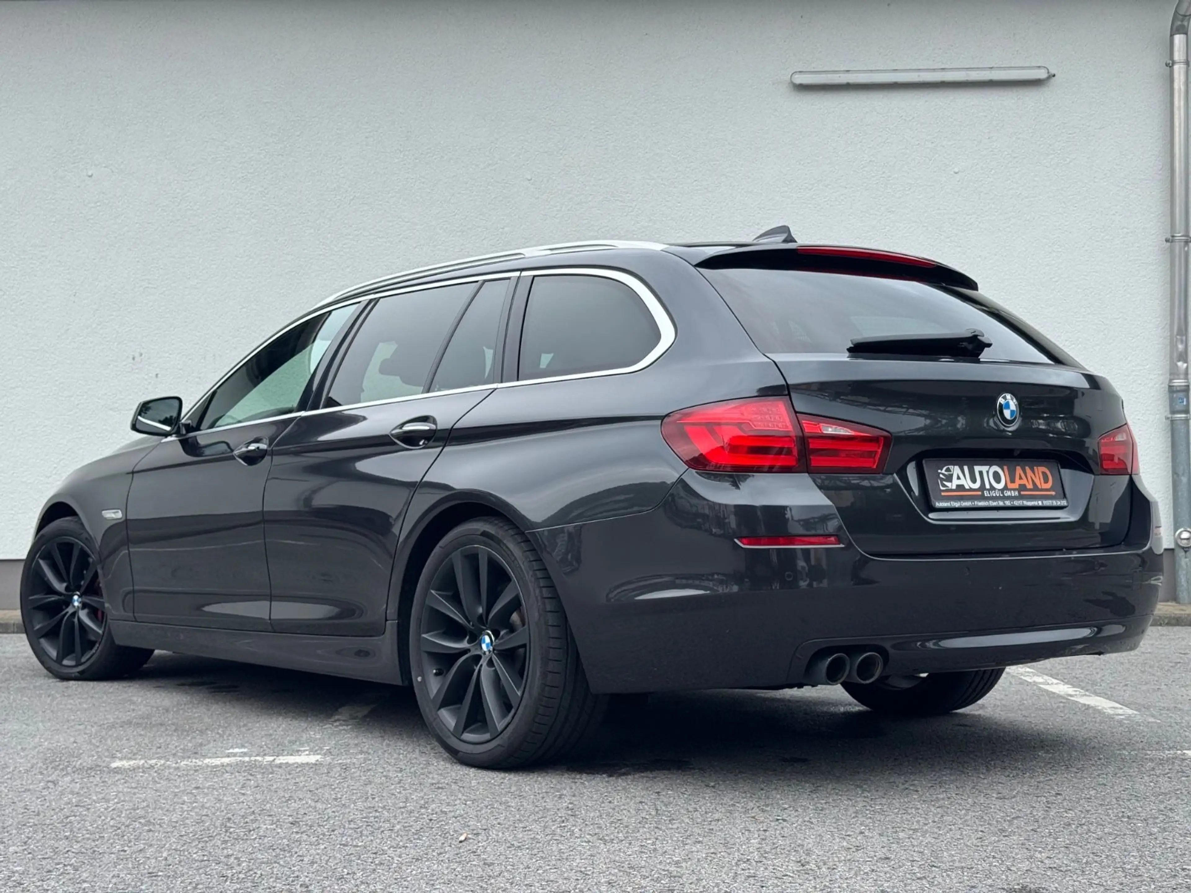 BMW 525 d Touring xDrive*AUTOM*XENON*NAVI*HEAD-UP*KAM — photo 12