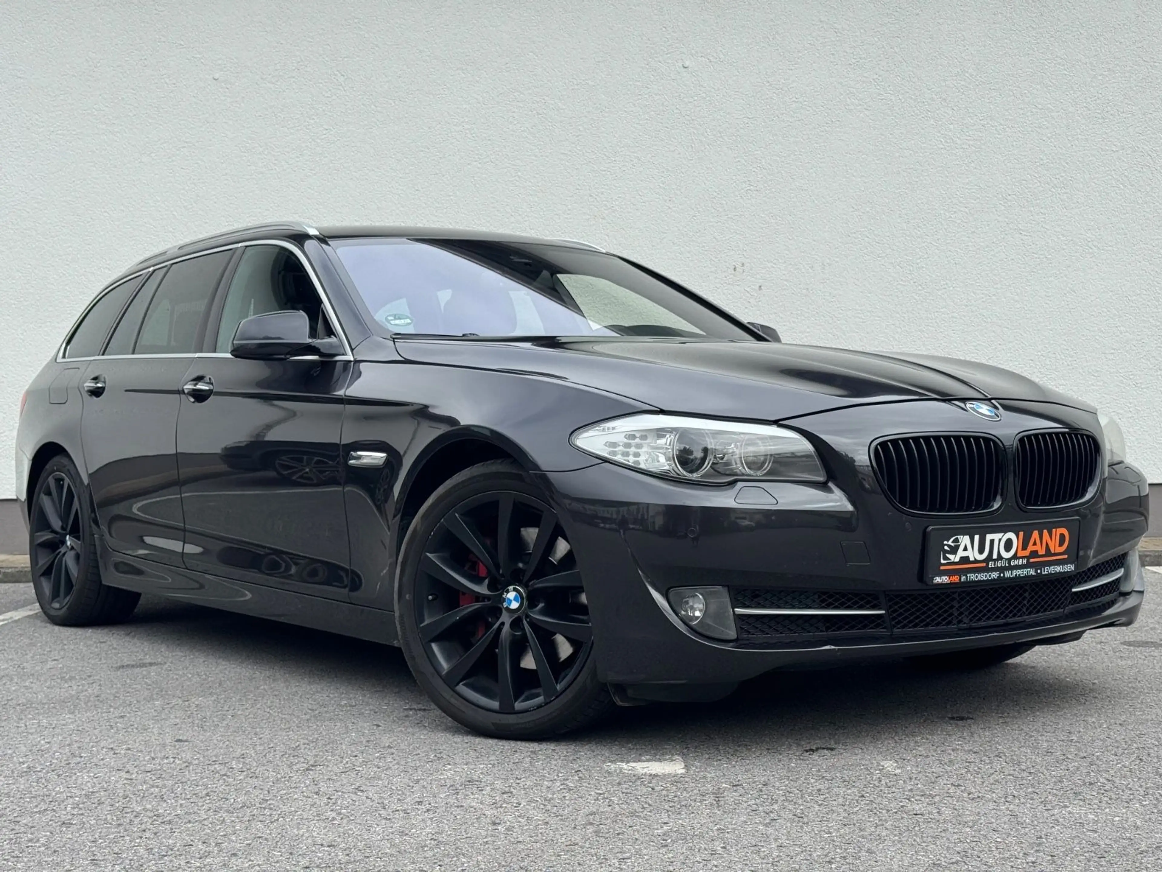 BMW 525 d Touring xDrive*AUTOM*XENON*NAVI*HEAD-UP*KAM — photo 3