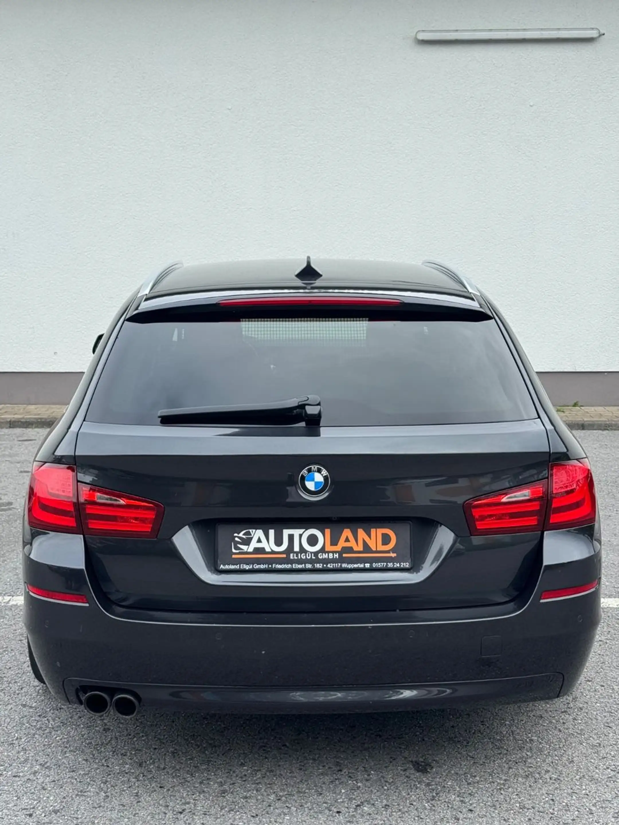 BMW 525 d Touring xDrive*AUTOM*XENON*NAVI*HEAD-UP*KAM — photo 8