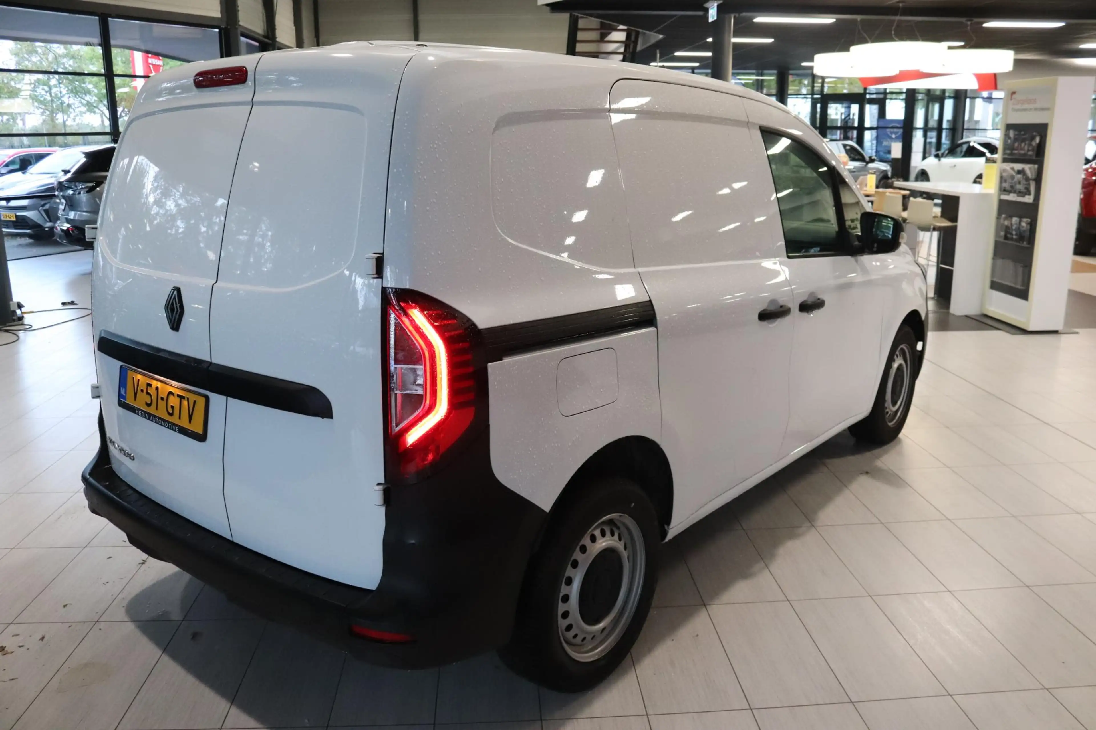 Renault Kangoo 1.3 TCe 100 start L1 Lage Km-stand / toelaatbaar b — photo 2