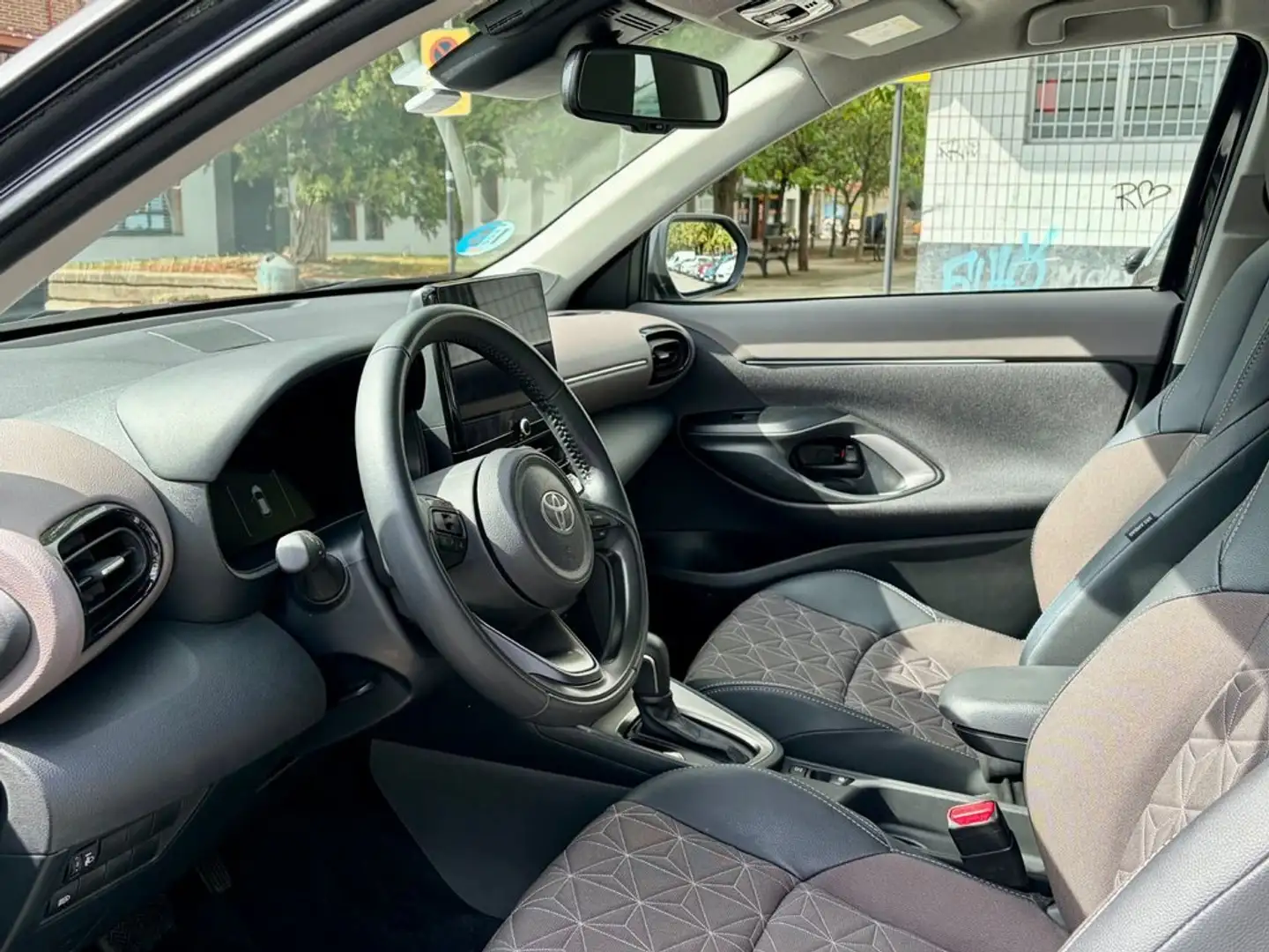 Toyota Yaris Cross 1.5 Hybrid Style - 2