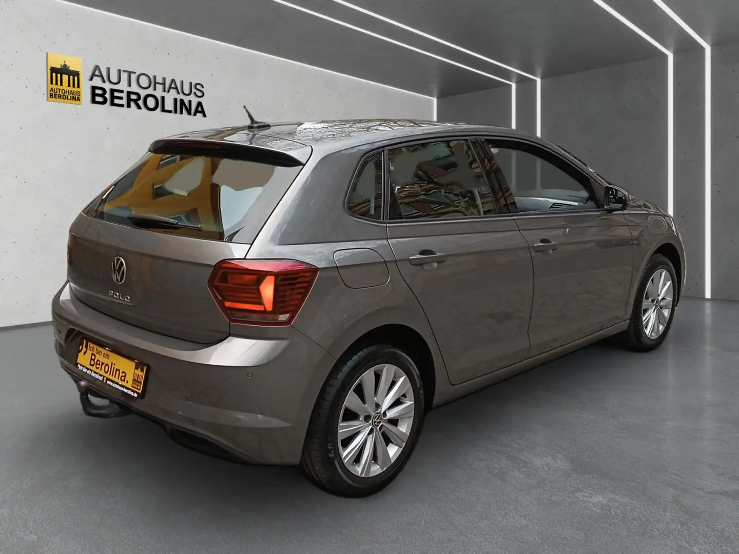 Volkswagen Polo 1.0 TSI Highline DSG *AHK*ACC*NAV*R-CAM* Gris - 2