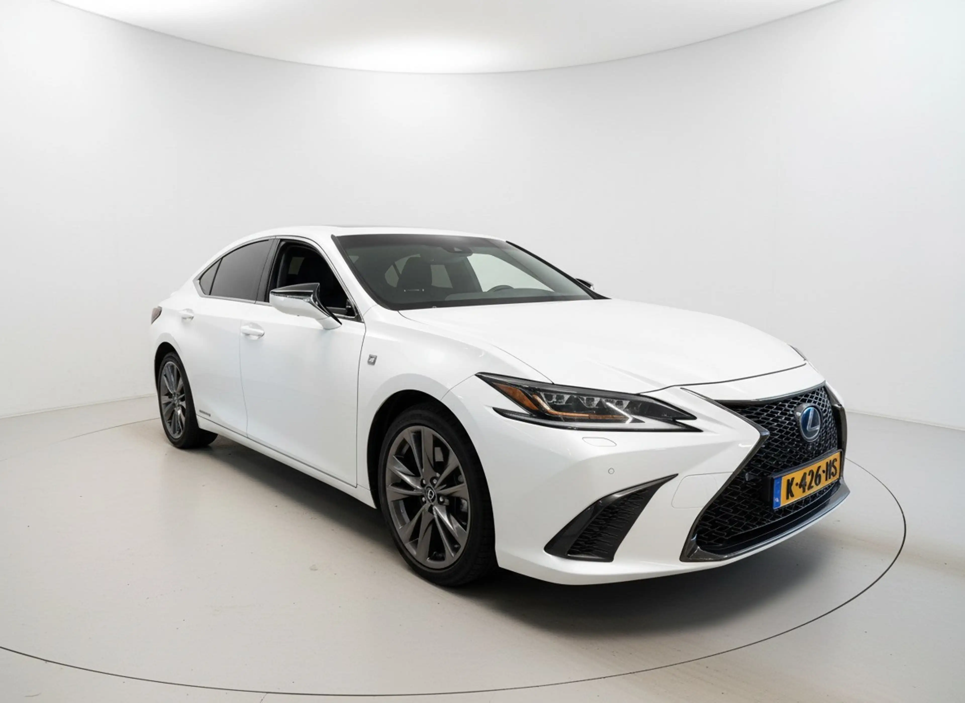 Lexus ES 300 300h F Sport Premium | Mark-Levinson | Carplay | S — photo 3