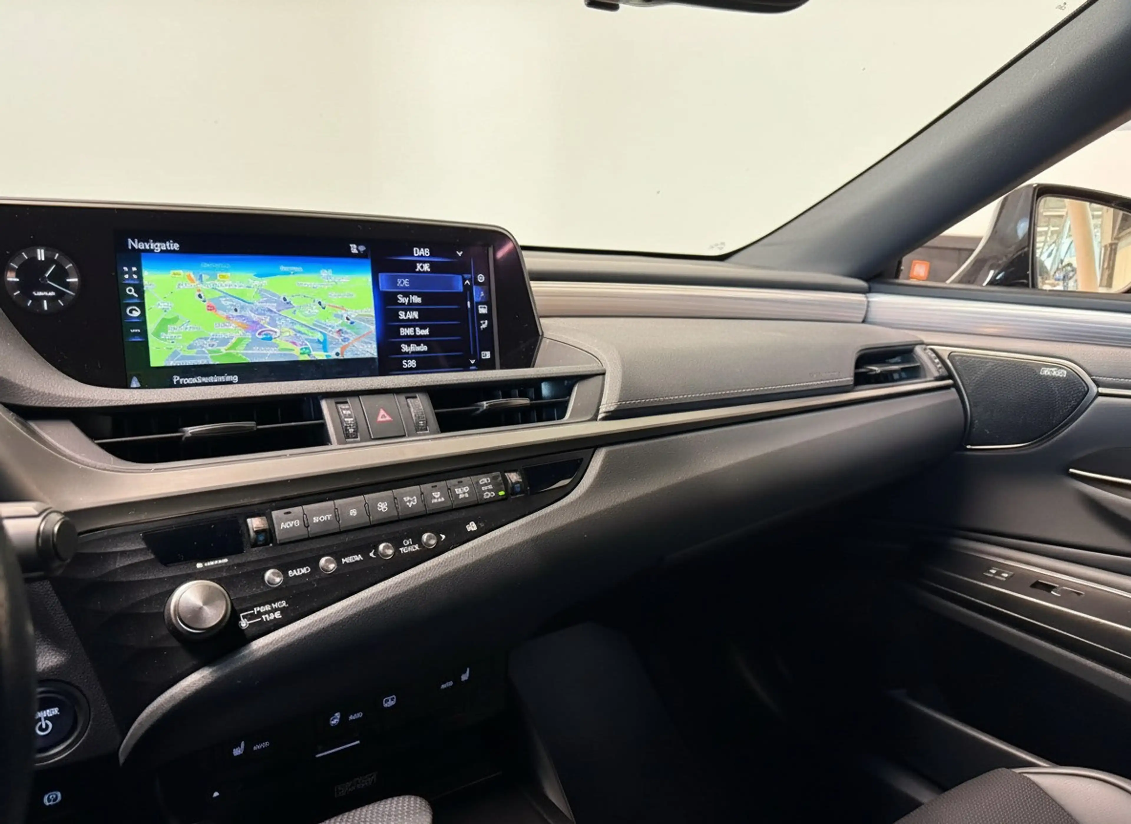 Lexus ES 300 300h F Sport Premium | Mark-Levinson | Carplay | S — photo 14