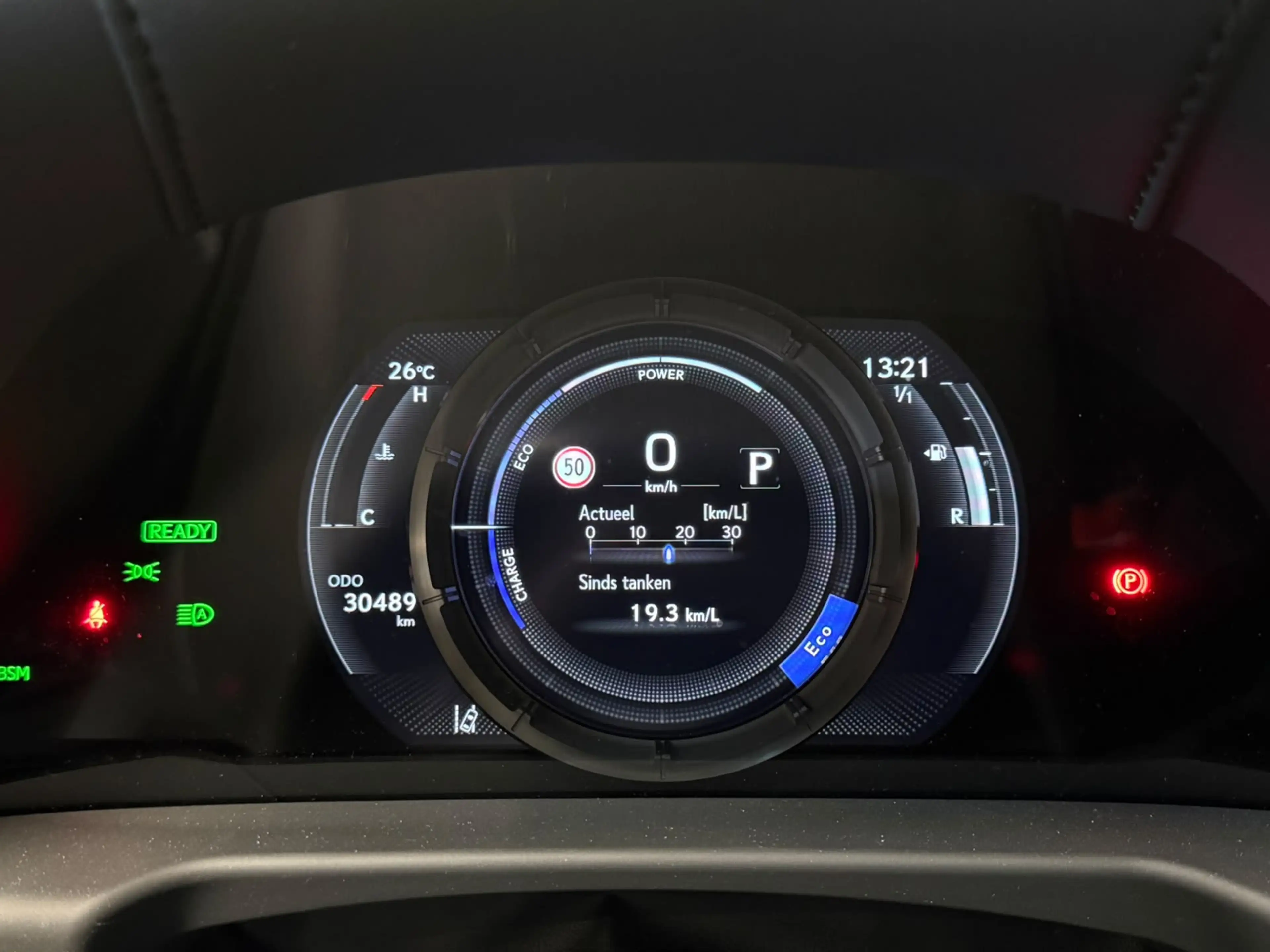 Lexus ES 300 300h F Sport Premium | Mark-Levinson | Carplay | S — photo 9