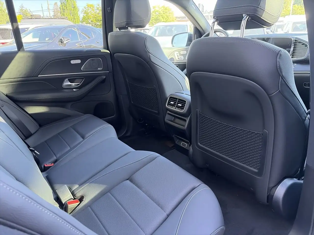 Mercedes-Benz GLE снимка Mercedes-Benz GLE