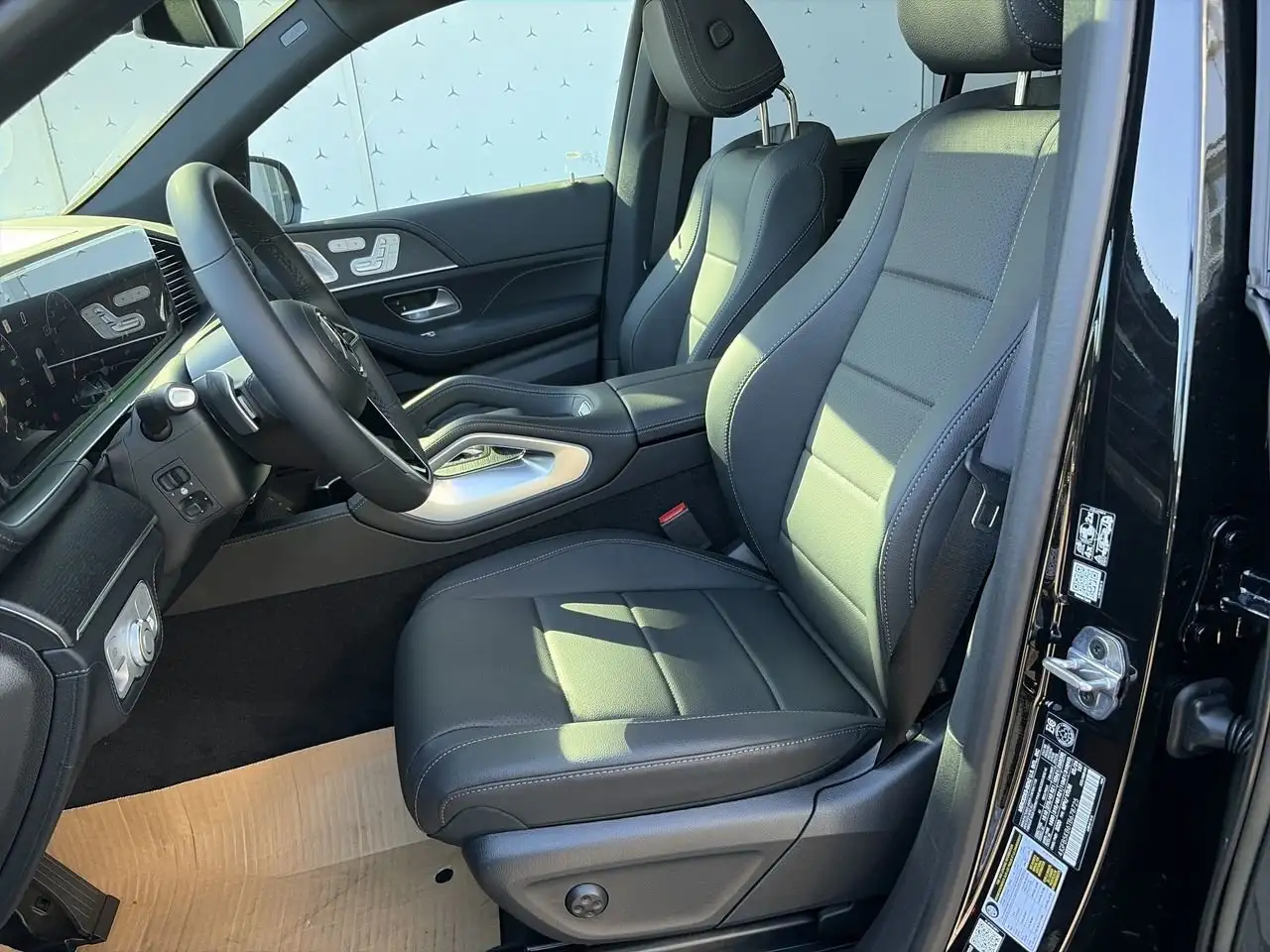 Mercedes-Benz GLE снимка Mercedes-Benz GLE