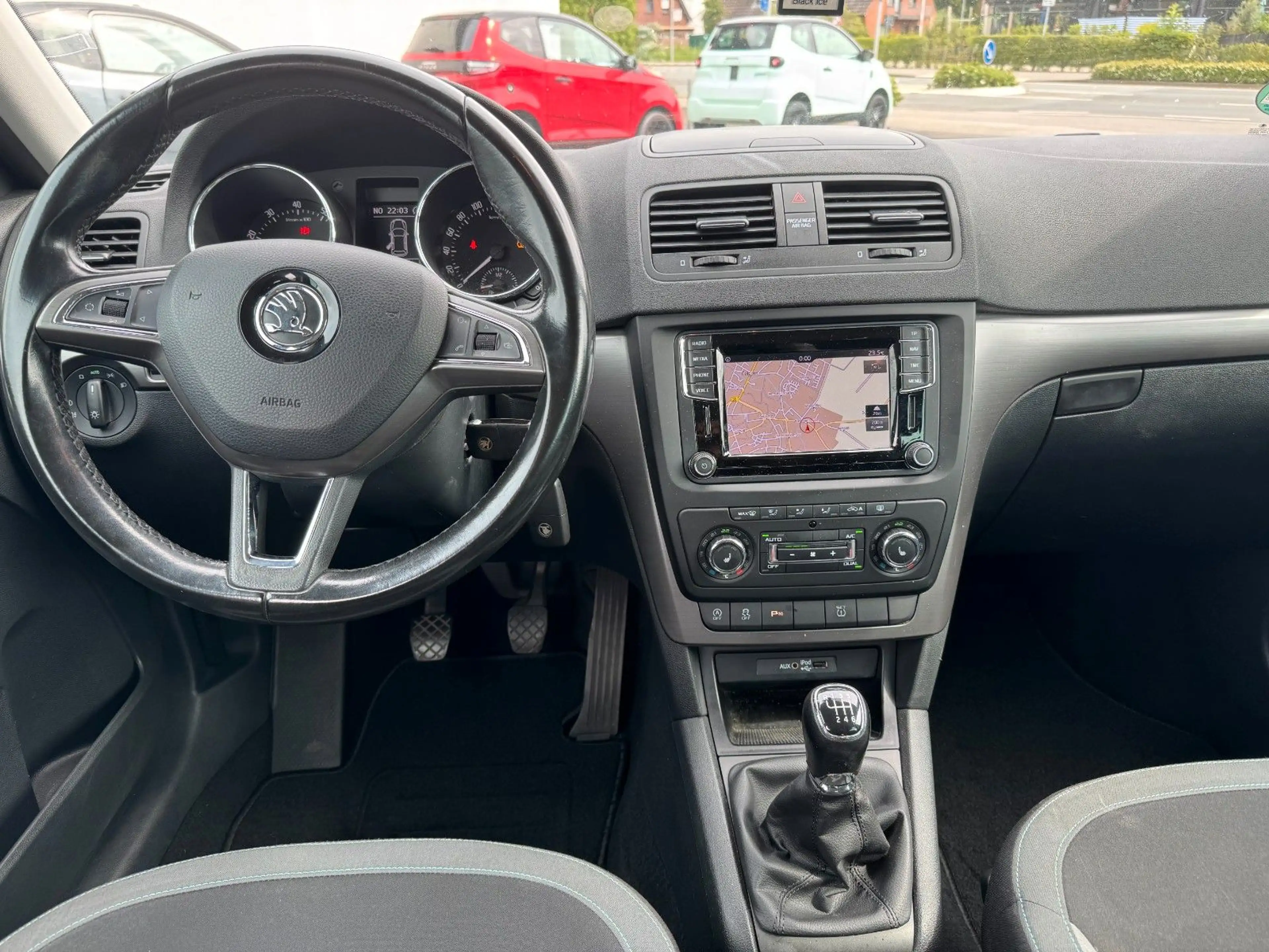 Skoda Yeti Joy — photo 6