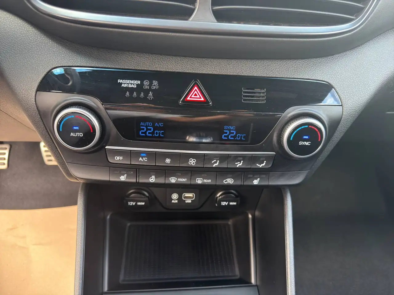 Hyundai TUCSON 1.6 T-GDI N LINE + STANDHEIZUNG + NAVI + AHK WENIG KILOMETER, миниатюра 30