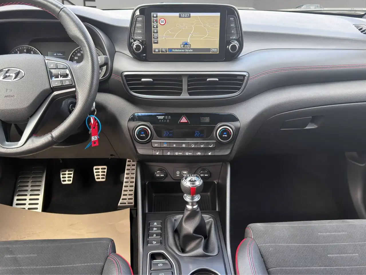 Hyundai TUCSON 1.6 T-GDI N LINE + STANDHEIZUNG + NAVI + AHK WENIG KILOMETER, миниатюра 15