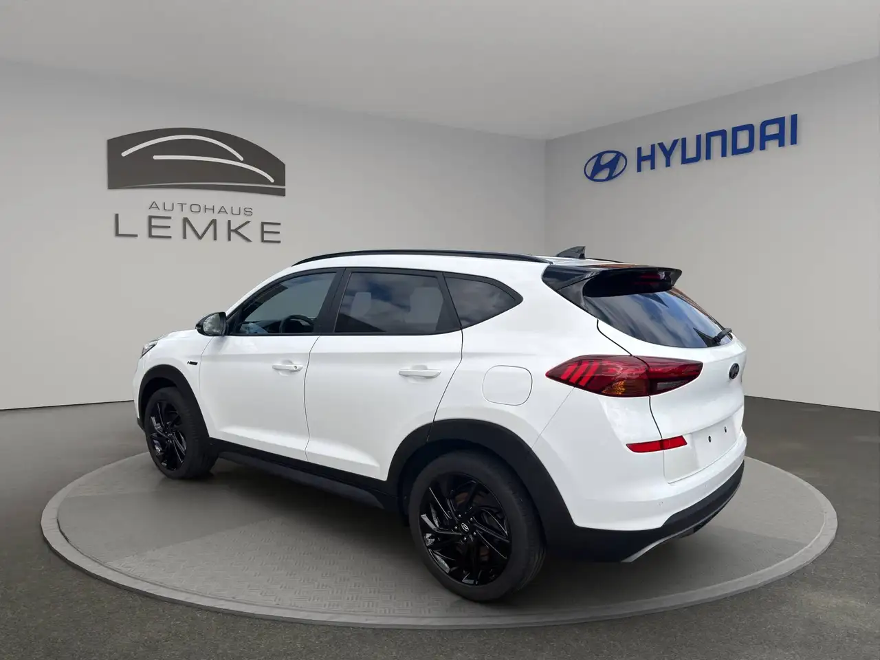 Hyundai TUCSON 1.6 T-GDI N LINE + STANDHEIZUNG + NAVI + AHK WENIG KILOMETER, миниатюра 4